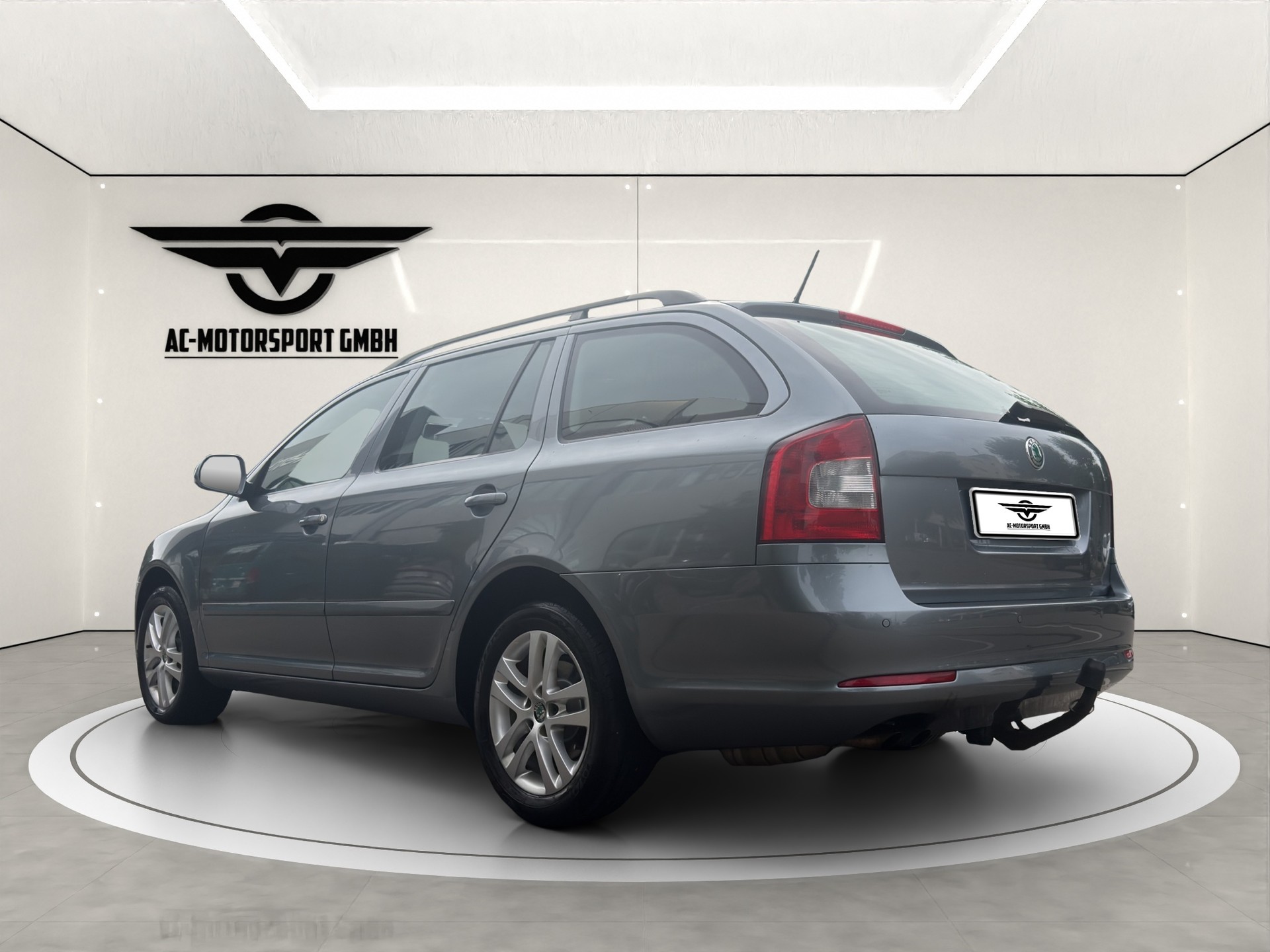SKODA Octavia Combi 2.0 TDI Elegance 4x4 DSG-image-2