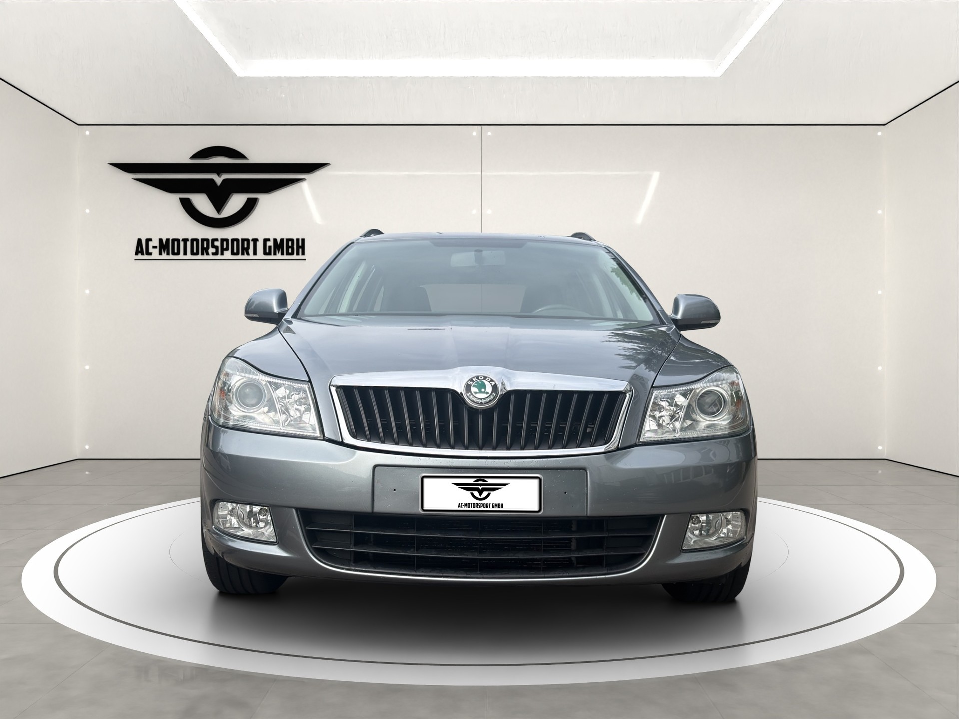 SKODA Octavia Combi 2.0 TDI Elegance 4x4 DSG-image-1