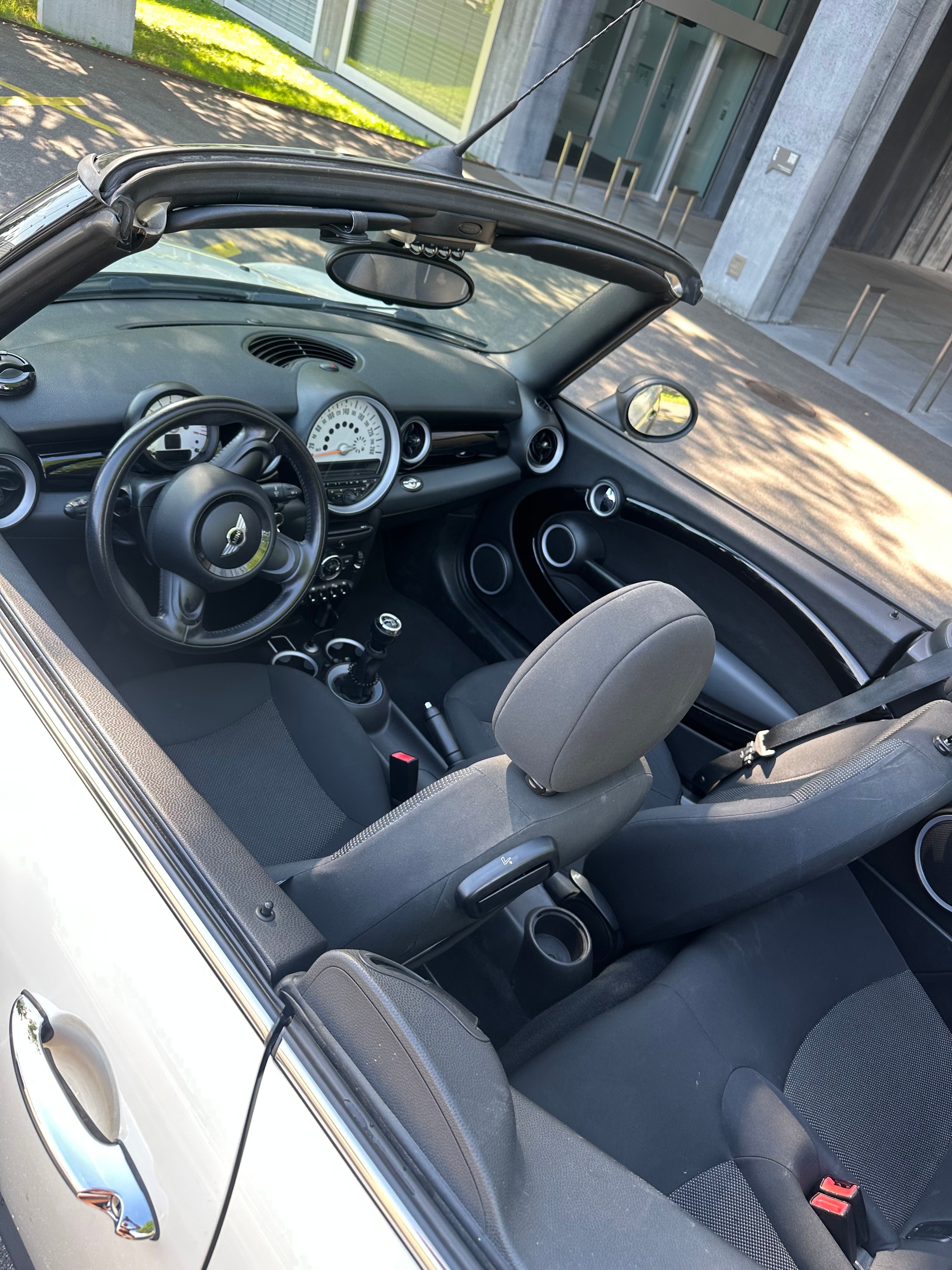 MINI 1.6i One-image-4