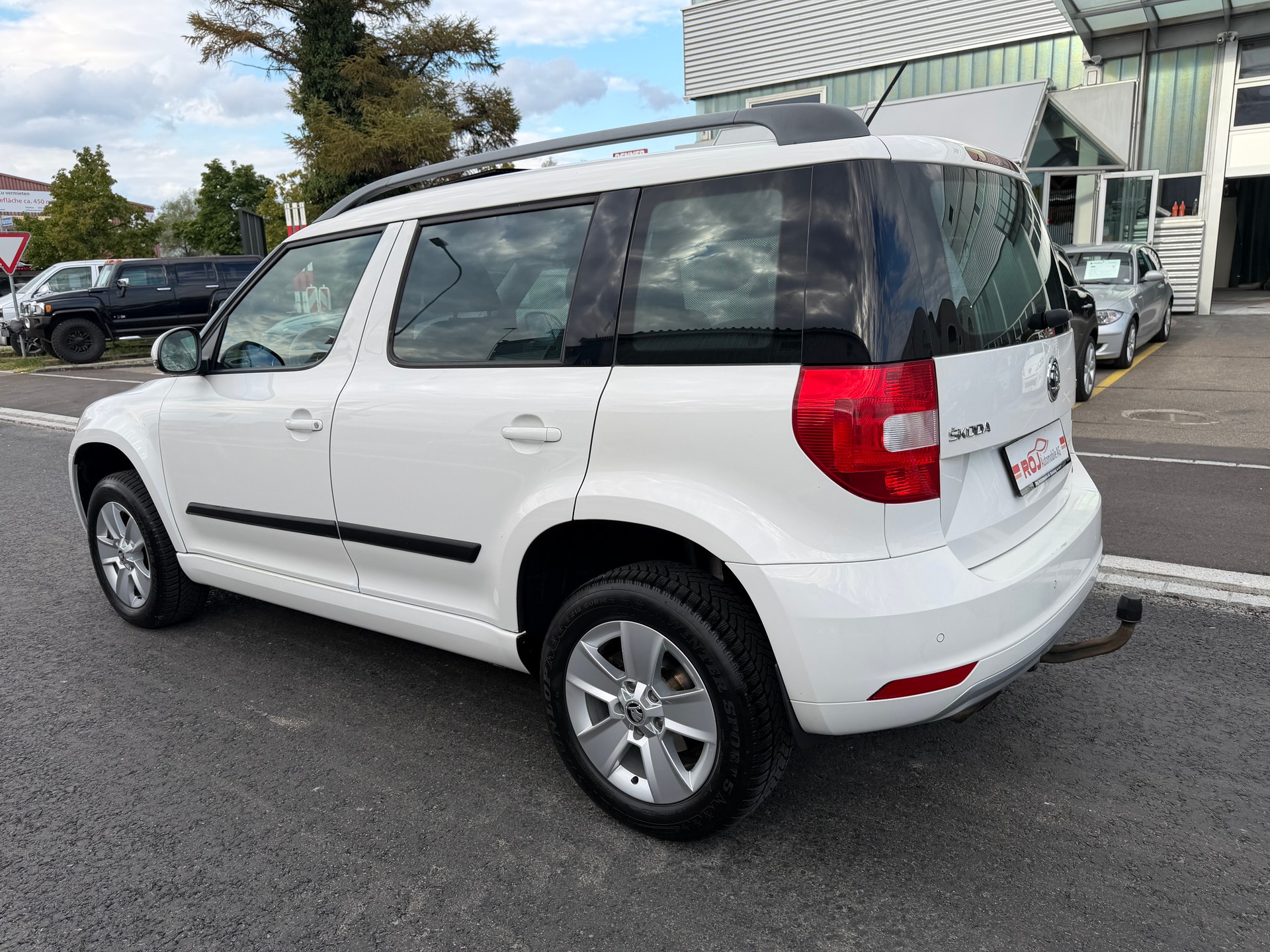 SKODA Yeti 2.0 TDI Elegance 4x4 DSG-image-6