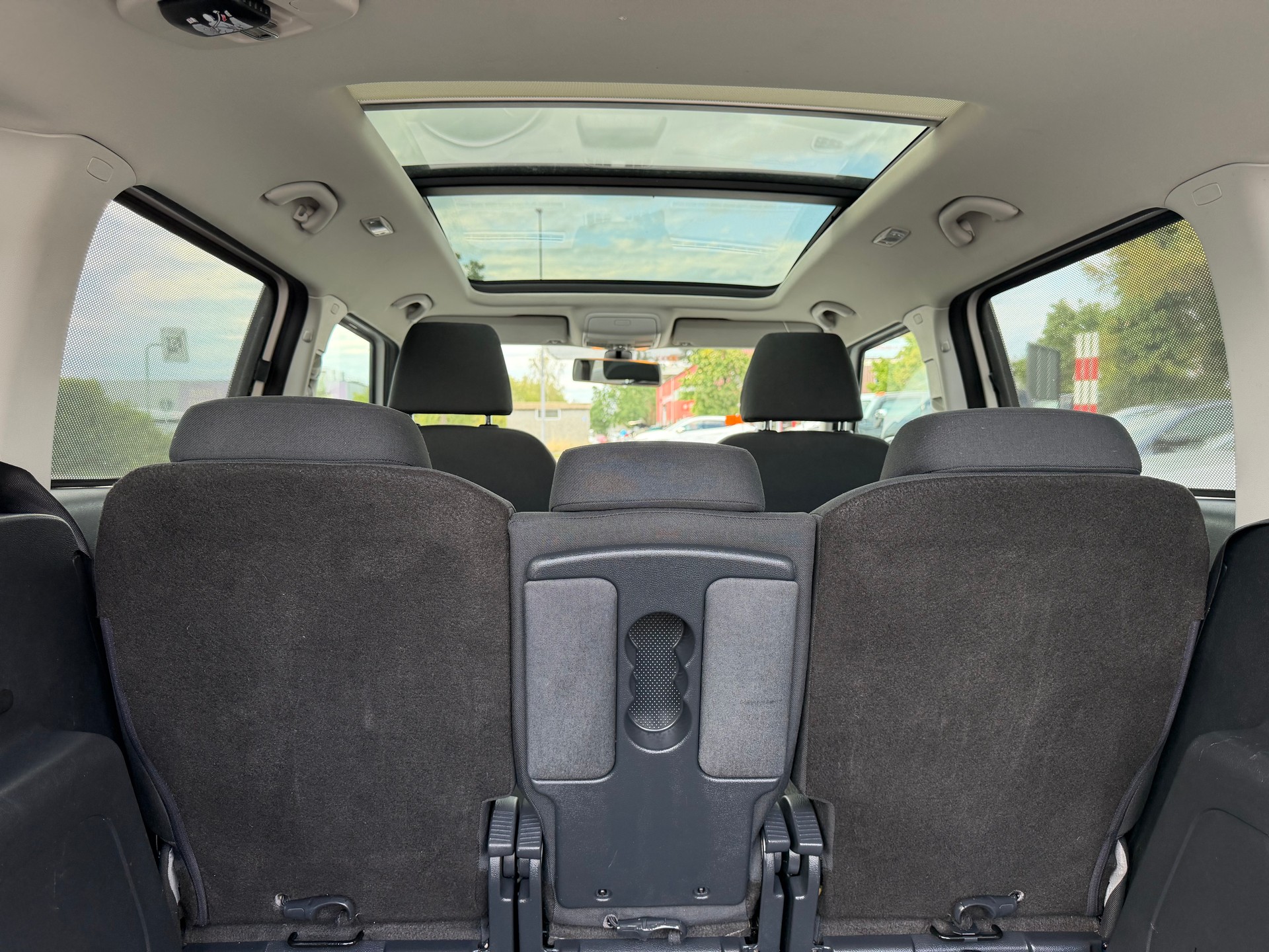 SKODA Yeti 2.0 TDI Elegance 4x4 DSG-image-12