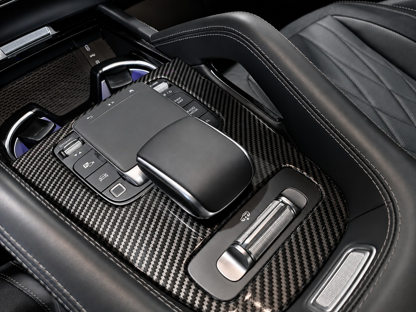 MERCEDES-BENZ GLE 53 Hybrid AMG 4matic+ Coupé * Panorama-Schiebedach * 360°-Kamera * CH FAHRZEUG *-image-24