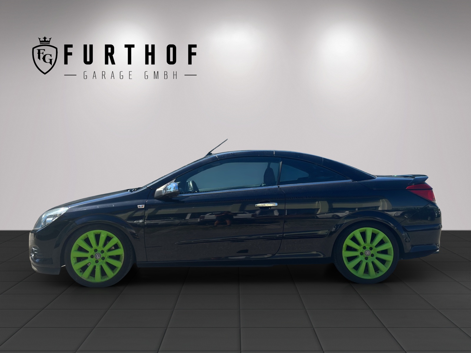 OPEL Astra TT 2.0i 16V Turbo Cosmo-image-2