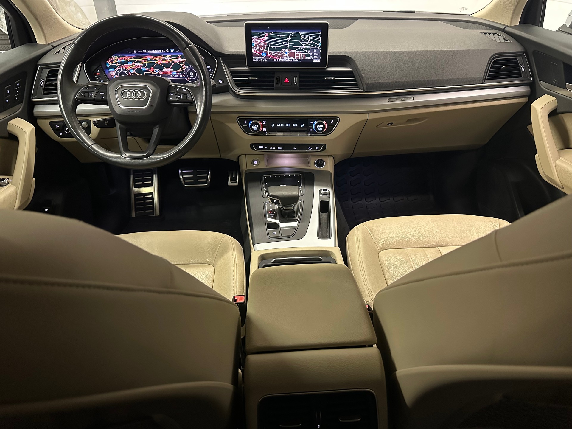 AUDI Q5 2.0 TDI sport quattro S-tronic-image-3
