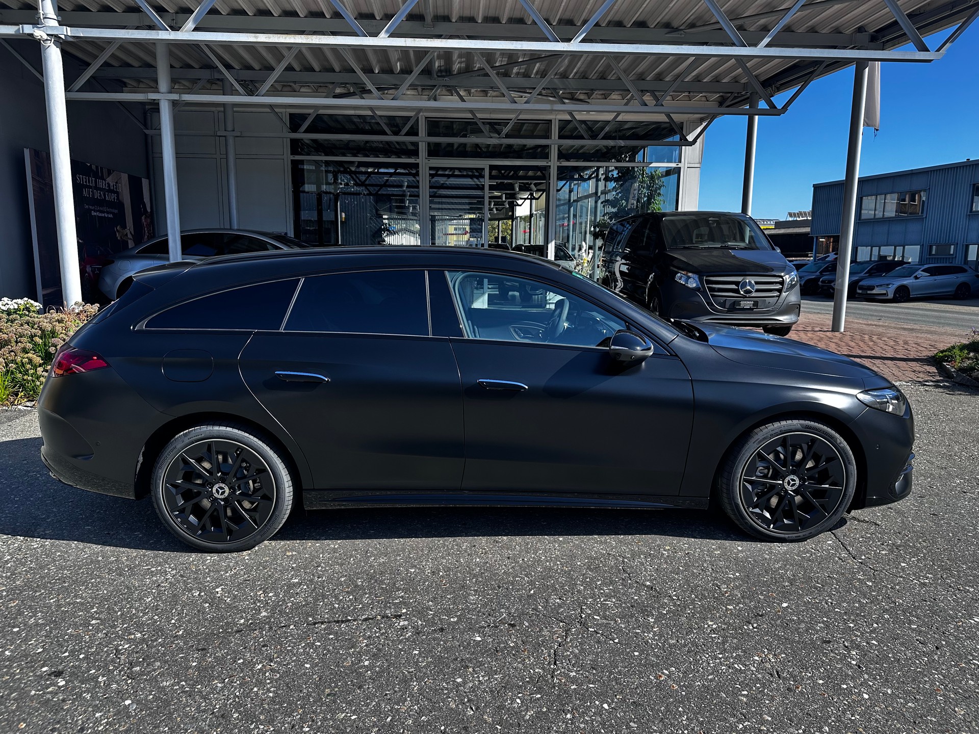 MERCEDES-BENZ CLA 350 EQ 4matic Shooting Brake-image-1