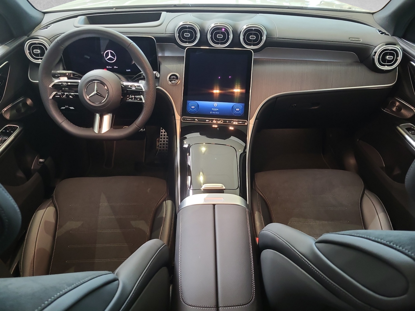 MERCEDES-BENZ GLC 220 d AMG Line 4M Coupé C254-image-3
