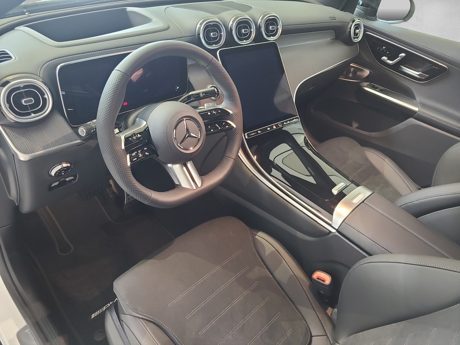 MERCEDES-BENZ GLC 220 d AMG Line 4M Coupé C254-image-13