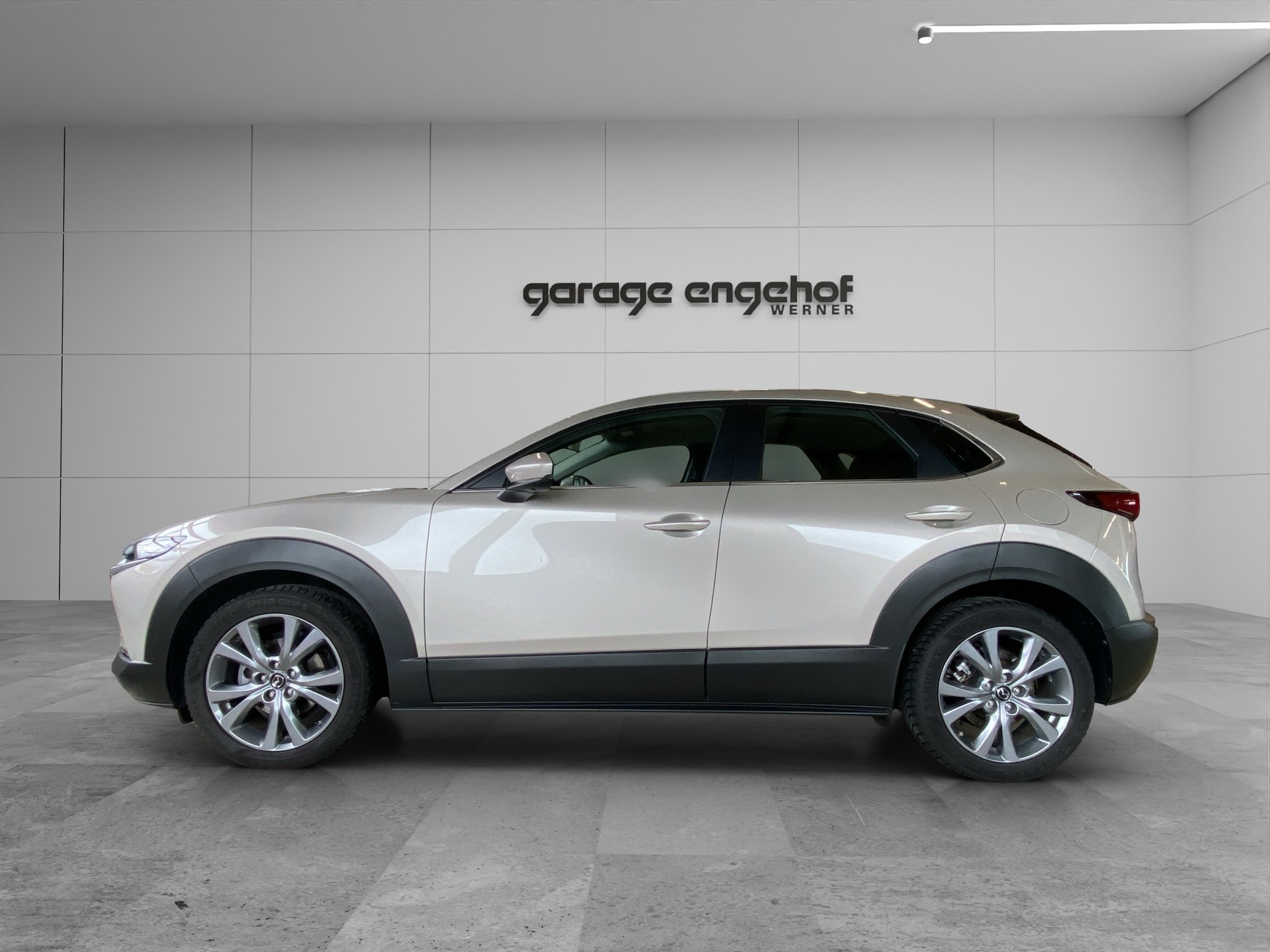 MAZDA CX-30 SKYACTIV-X 186 M Hybrid Exclusive Line AWD AT-image-2