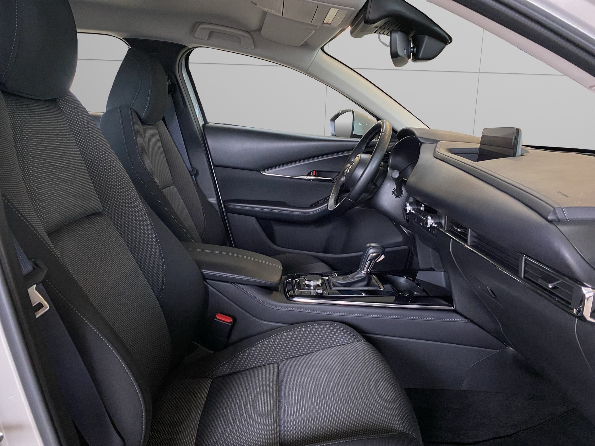 MAZDA CX-30 SKYACTIV-X 186 M Hybrid Exclusive Line AWD AT-image-13