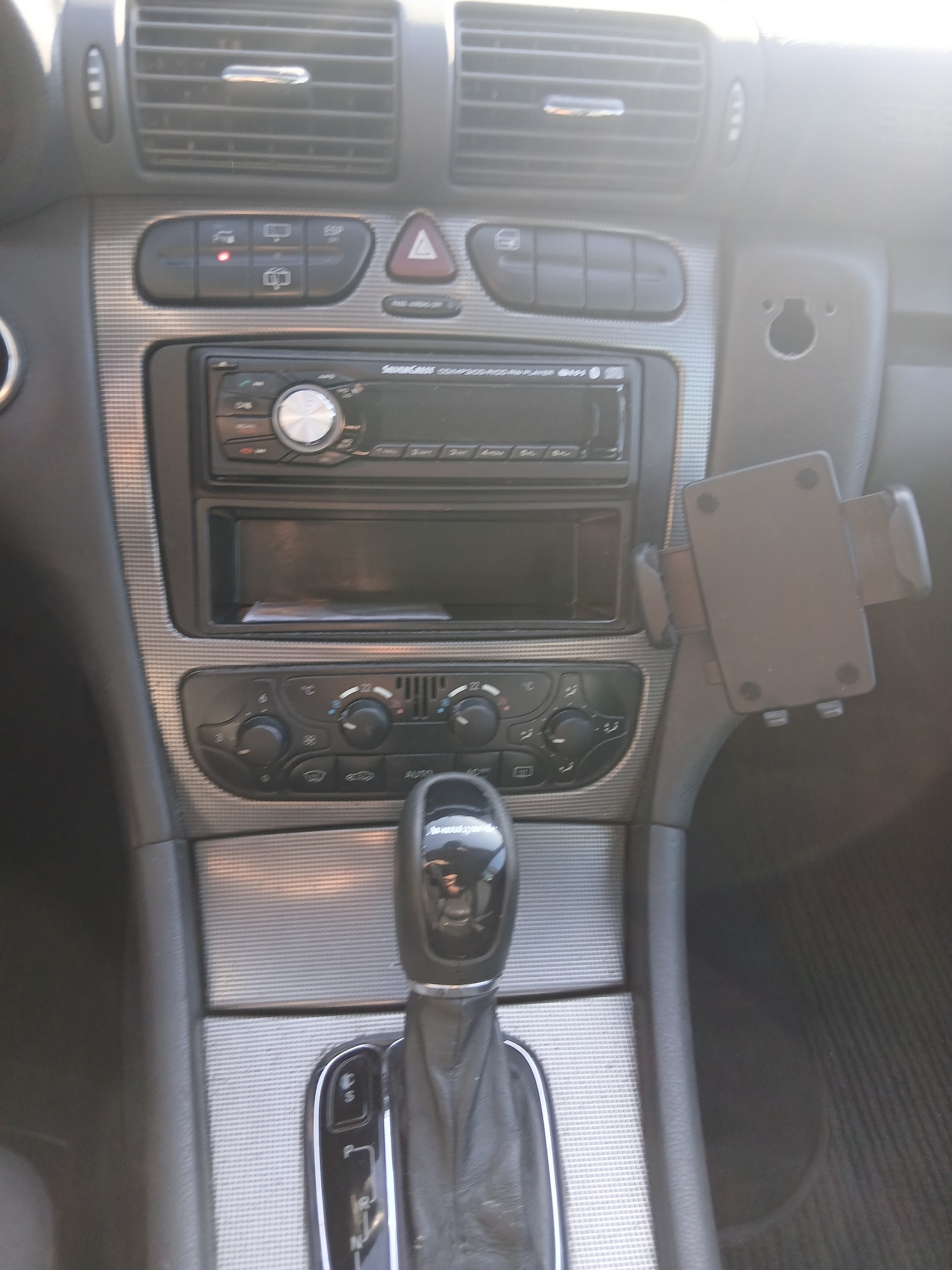 MERCEDES-BENZ C 240 Classic 4Matic Automatic-image-9