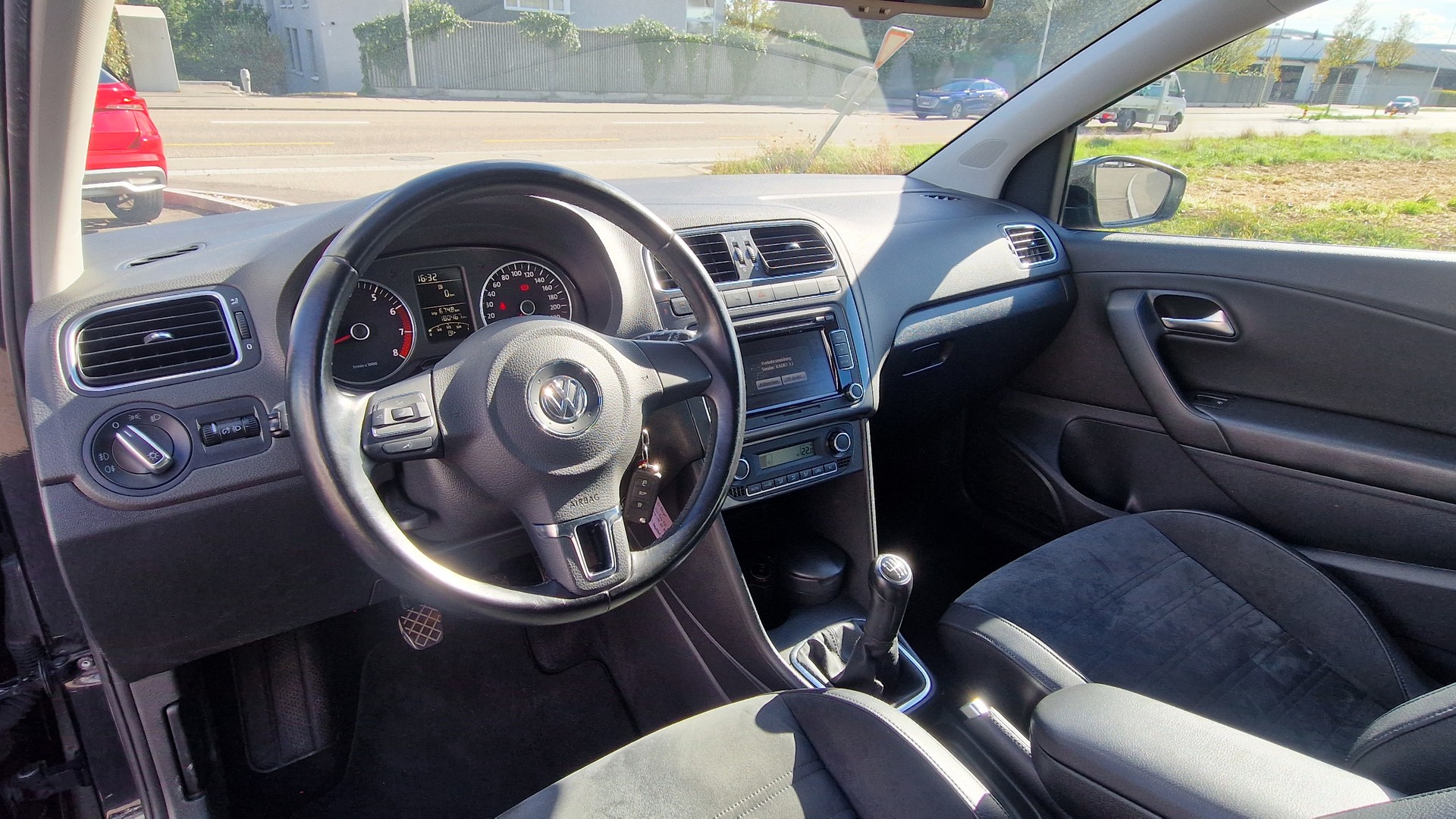 VW Polo 1.2 TSI Highline-image-8