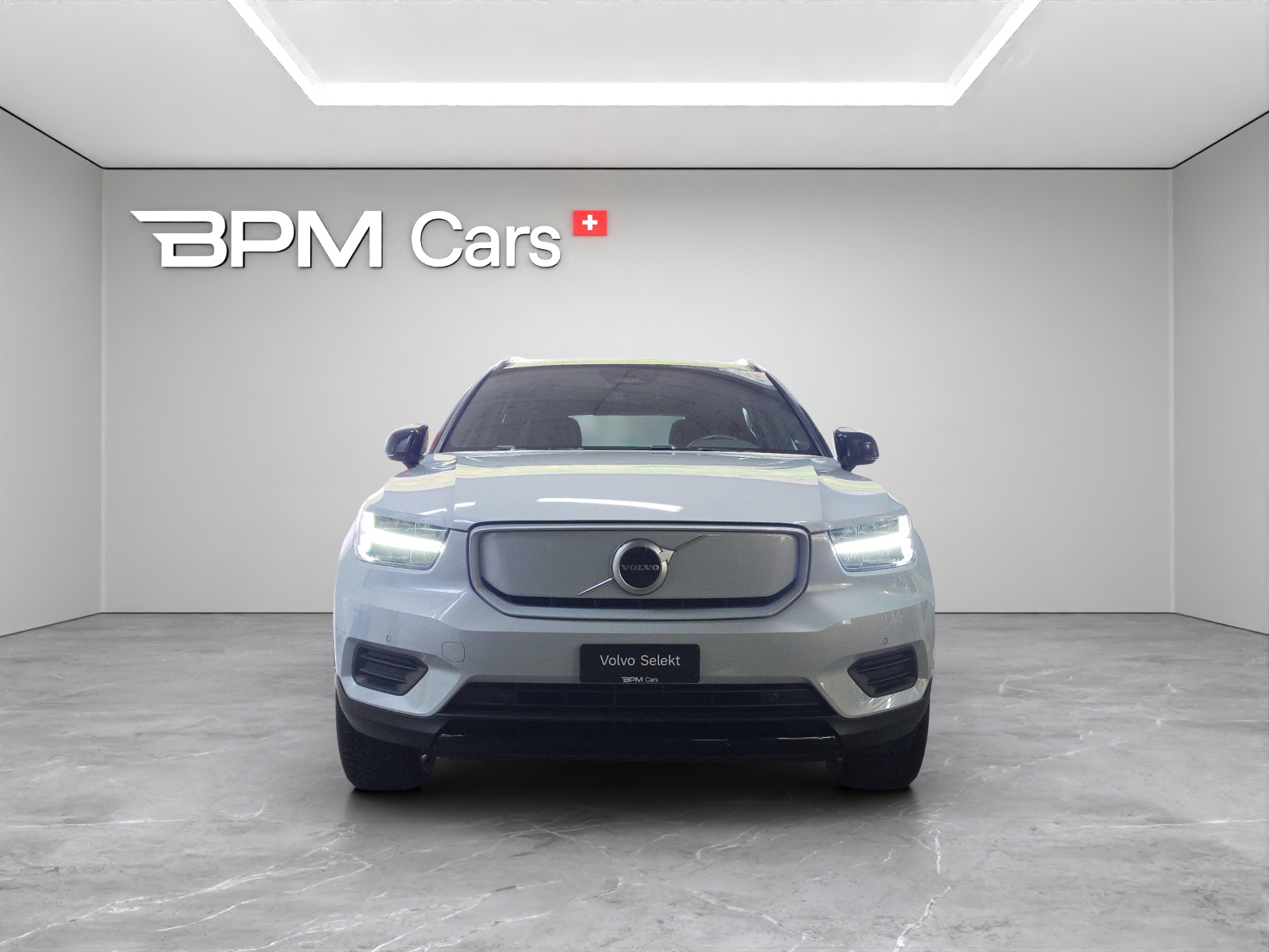 VOLVO XC40 P8 Twin Plus AWD-image-1