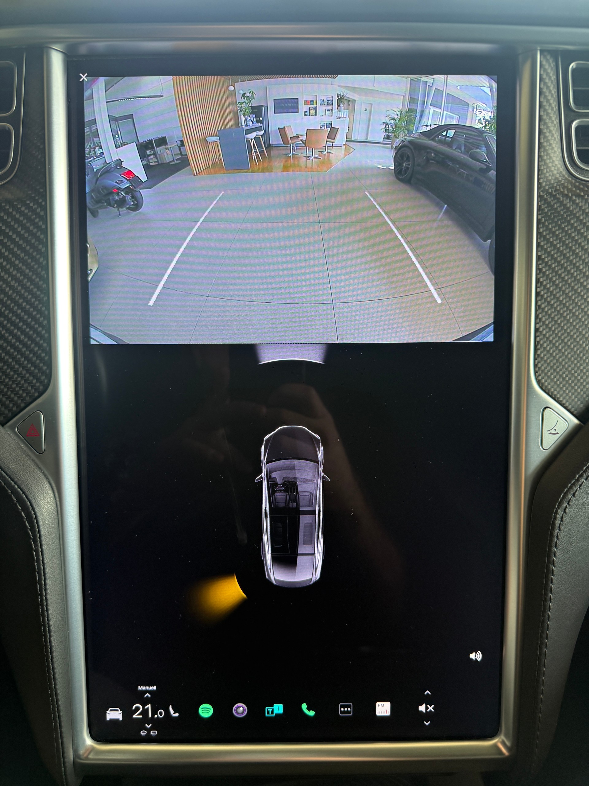 TESLA Model X 100 D ***7-SITZE***-image-18