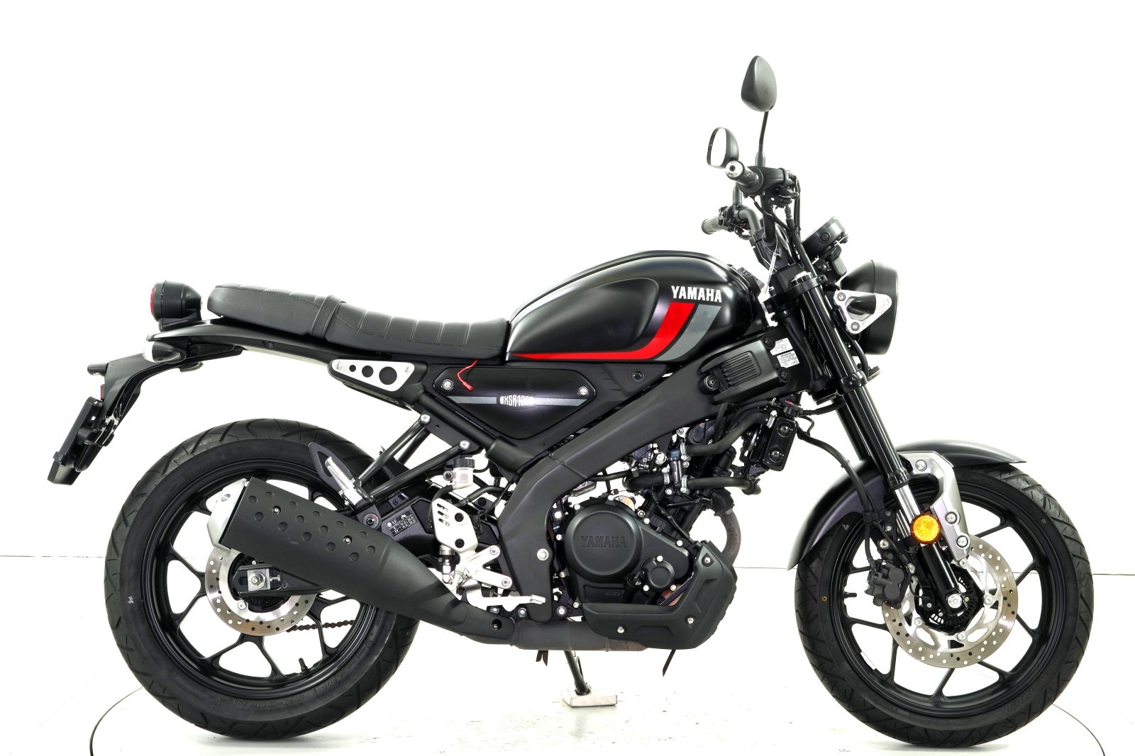 YAMAHA XSR 125 ABS-showroom-element-3