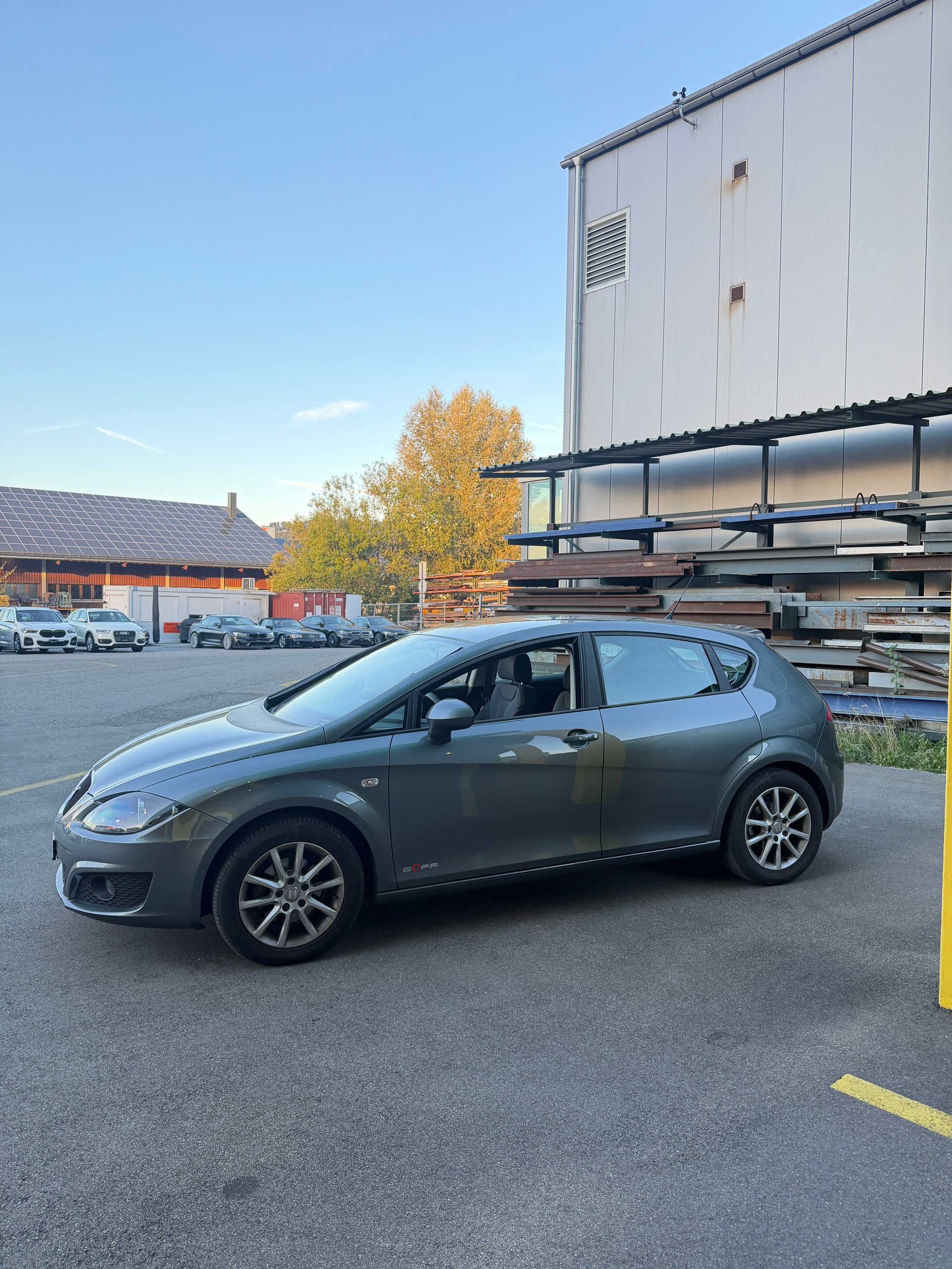 SEAT Leon 1.6 TDI Reference-image-3