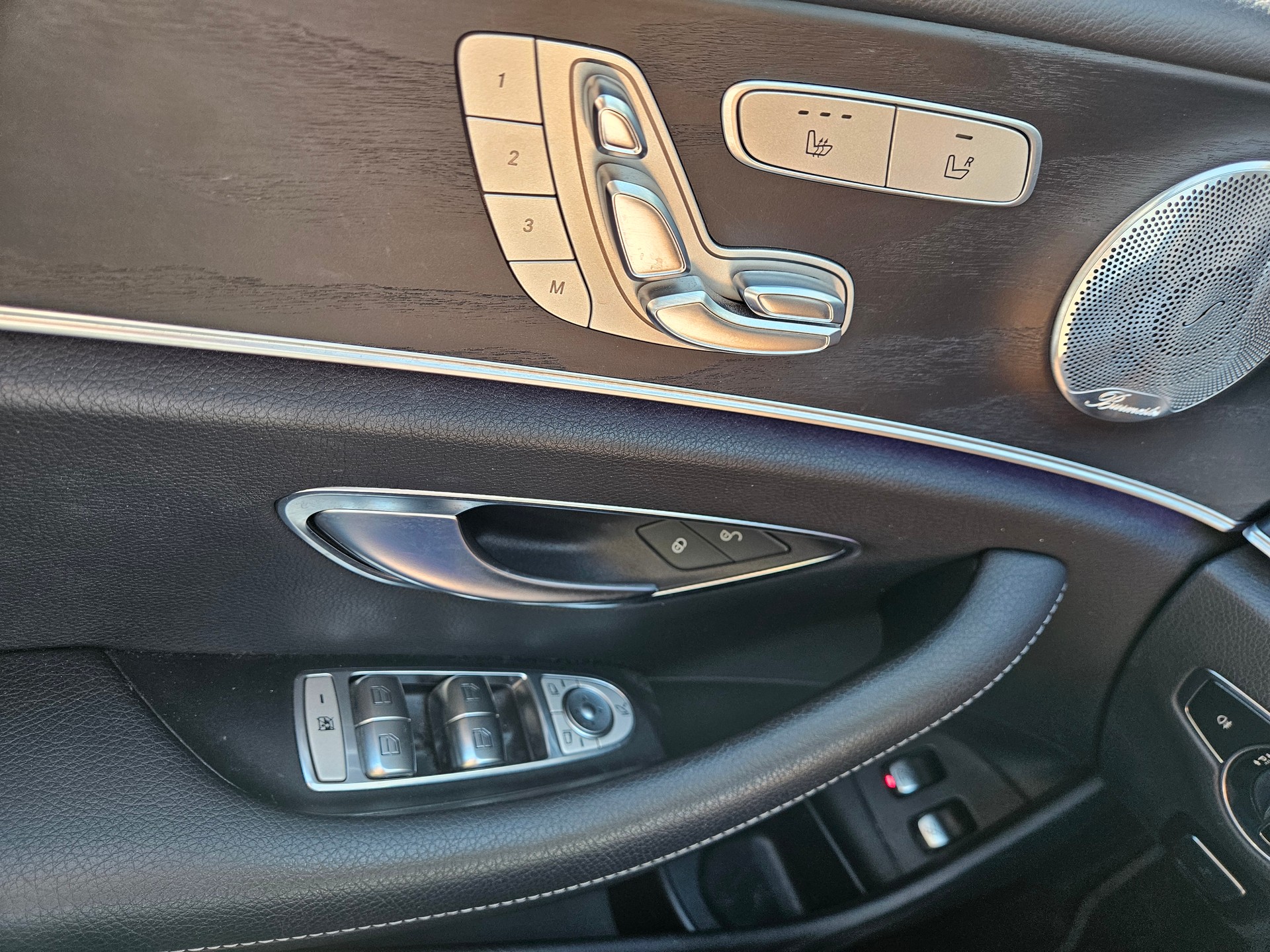 MERCEDES-BENZ E 220 d All-Terrain Avantgarde 4Matic 9G-Tronic-image-6