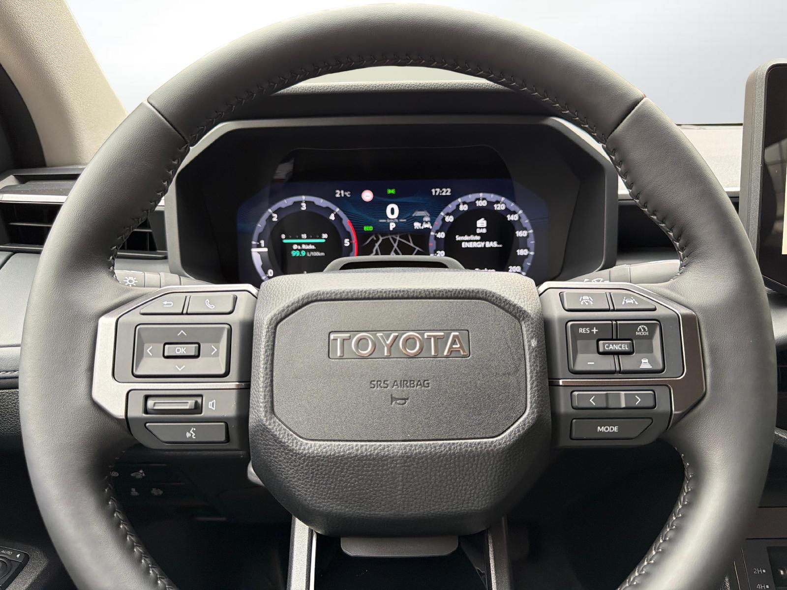 TOYOTA Hilux Double Cab.-Pick-up 2.8 D-4D MHEV 204 Style-image-15