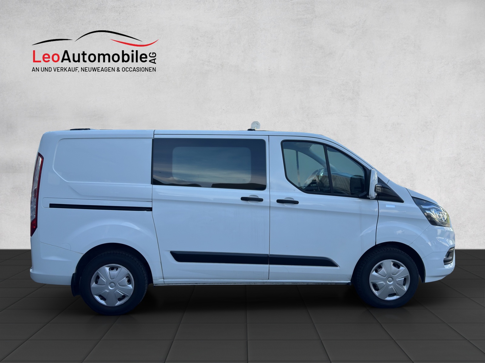 FORD Transit Custom Van 320 L2H1 Trend-image-2