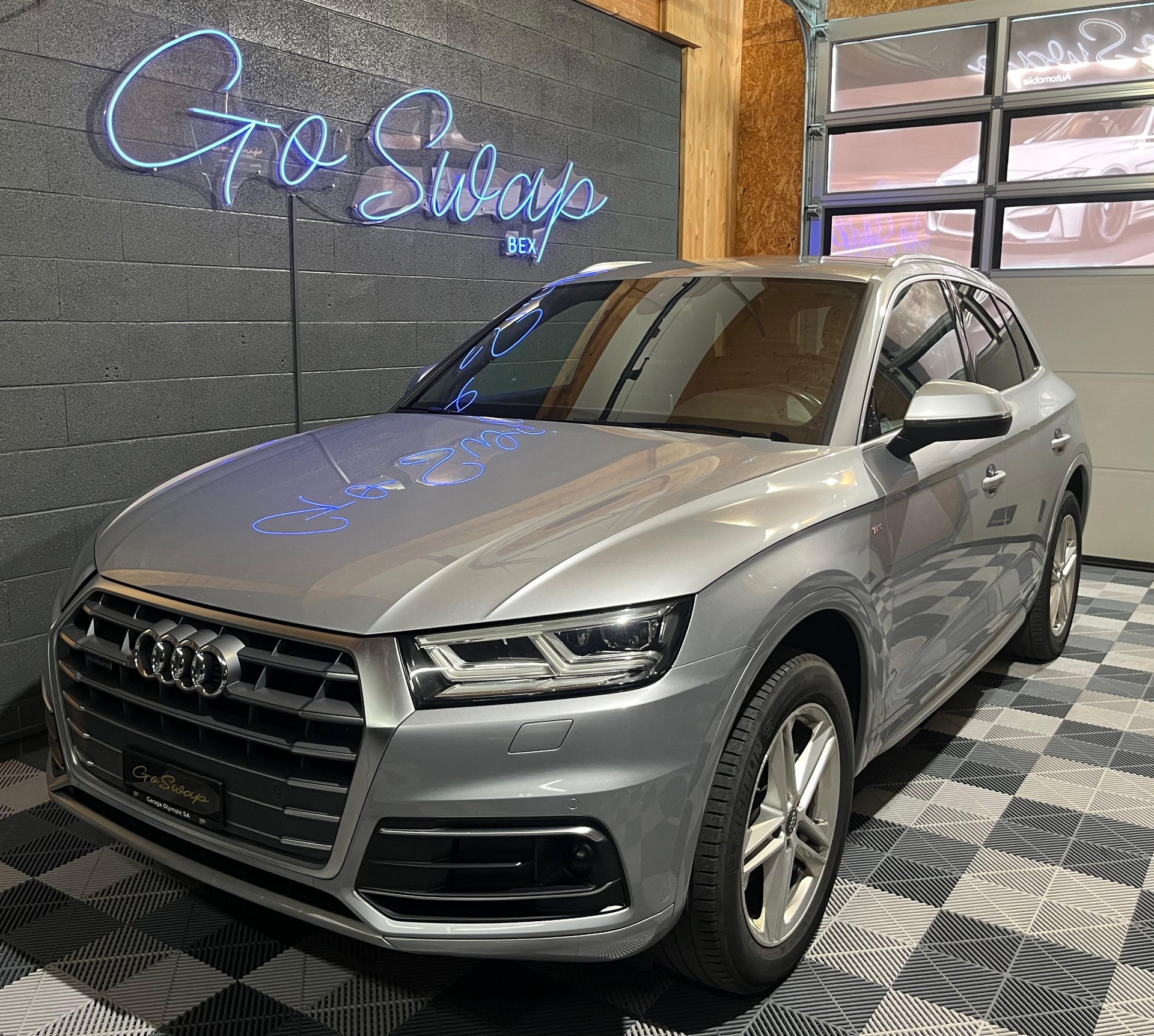 AUDI Q5 2.0 TDI sport quattro S-tronic-image-3