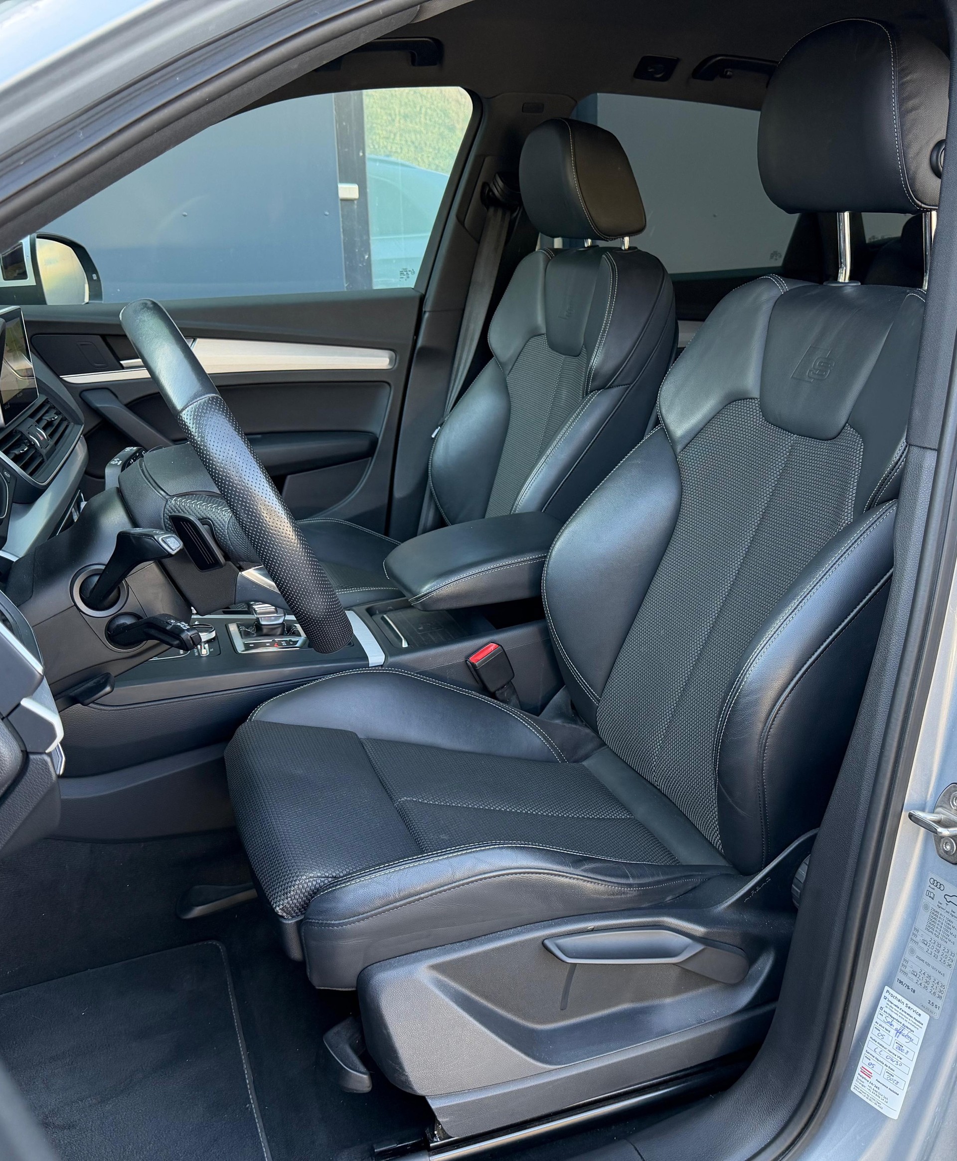 AUDI Q5 2.0 TDI sport quattro S-tronic-image-7