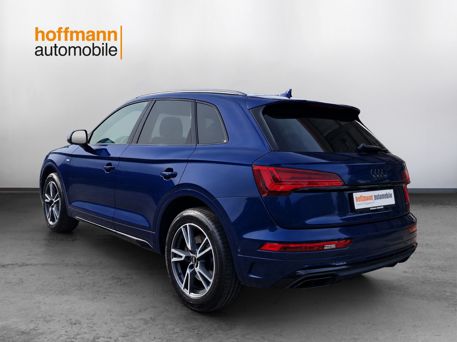 AUDI Q5 40 TFSI advanced quattro S-tronic-image-5
