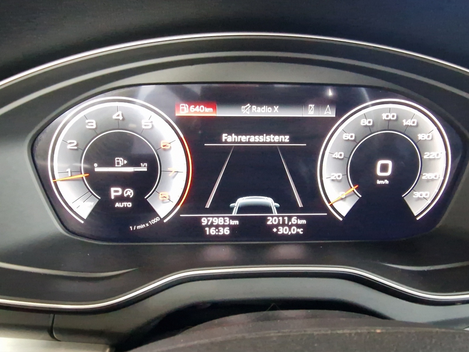 AUDI Q5 40 TFSI advanced quattro S-tronic-image-7
