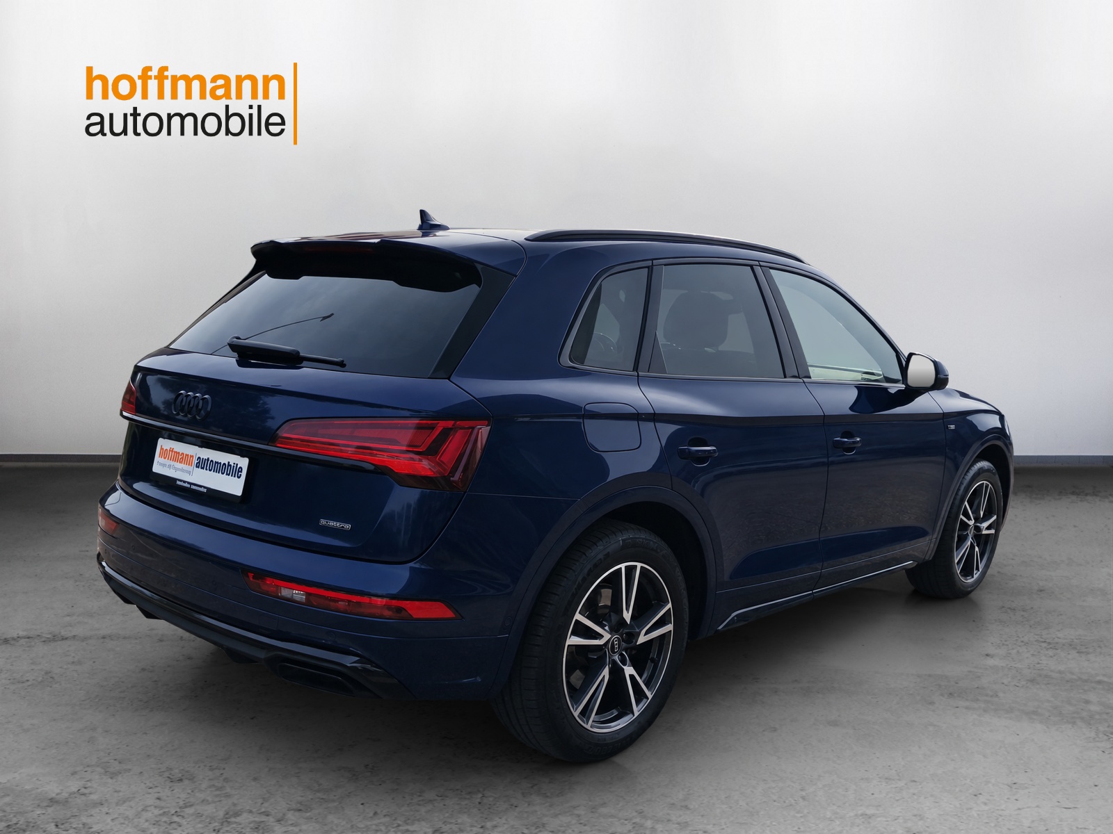 AUDI Q5 40 TFSI advanced quattro S-tronic-image-3