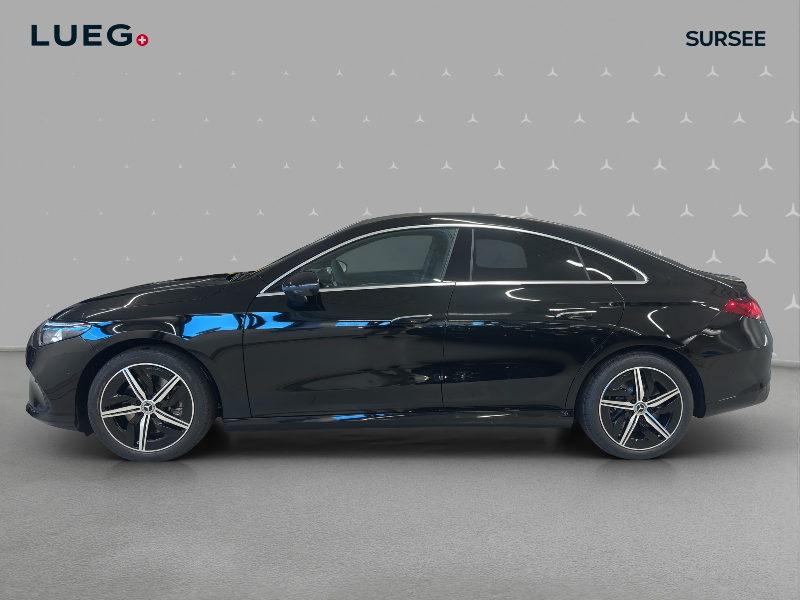 MERCEDES-BENZ CLA 350 4 Matic 85 kWh EQ-image-1