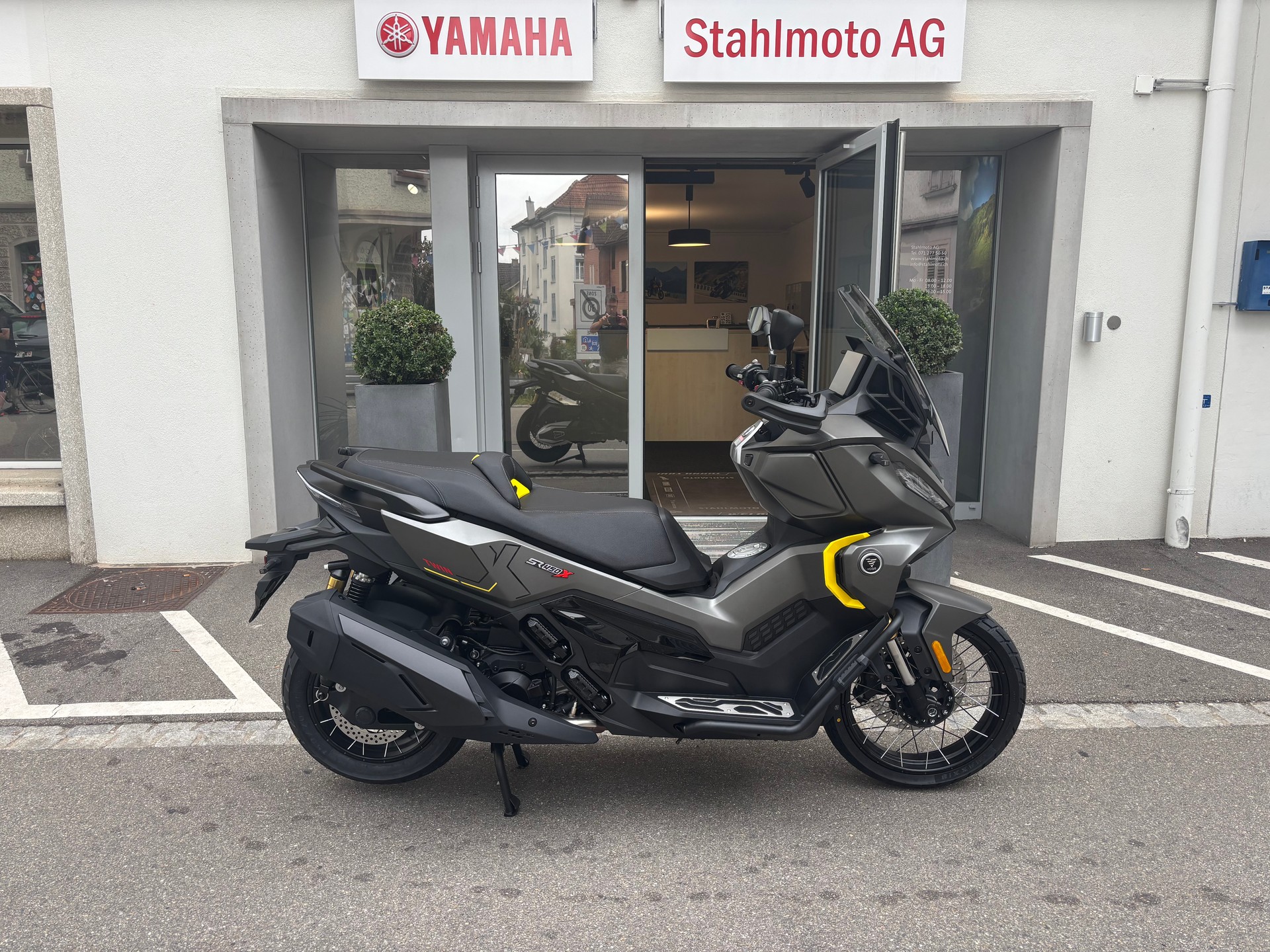 VOGE SR 450 X-showroom-element-2