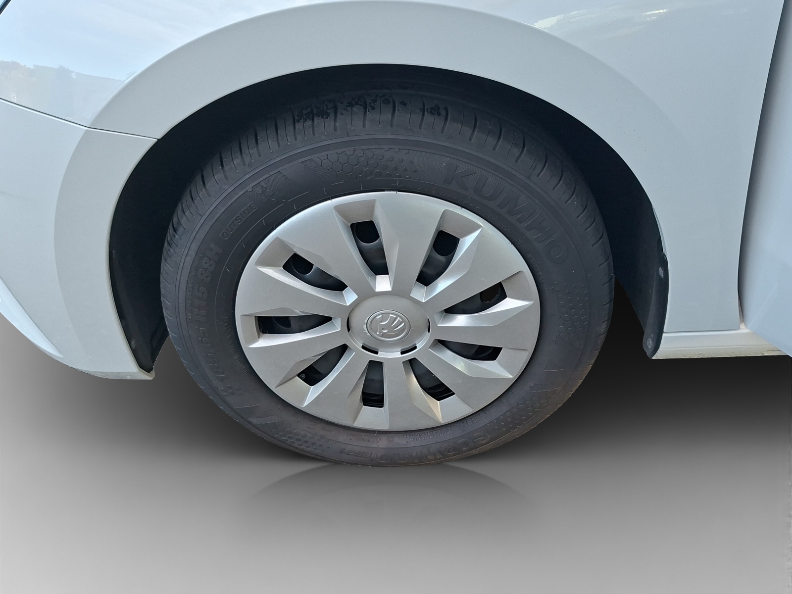 SKODA Fabia 1.0 TSI Ambition-image-13