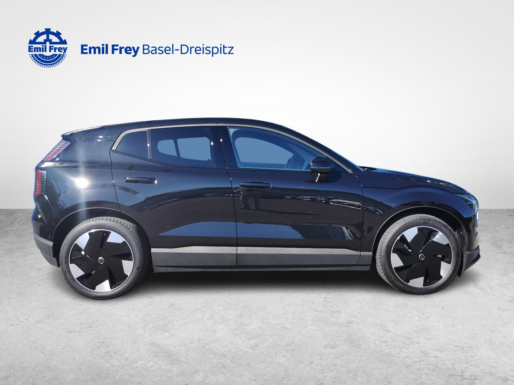 VOLVO EX30 E60 Twin Ultra Performance AWD-image-12