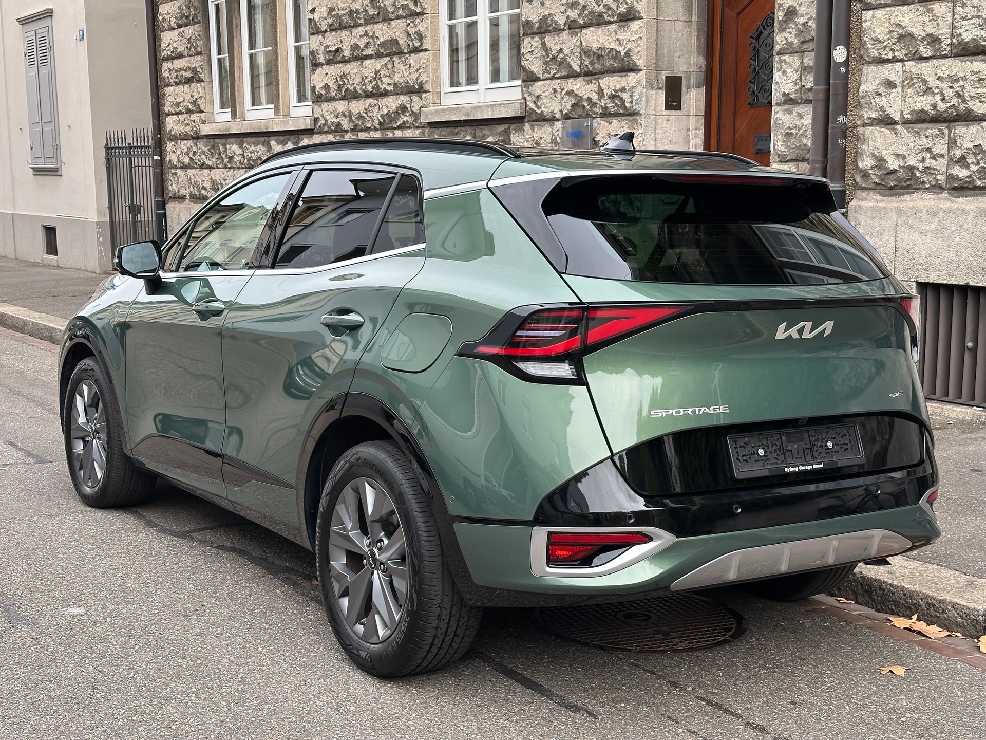 KIA Sportage 1.6T-GDi HEV GT-Line 4x4 A-image-6