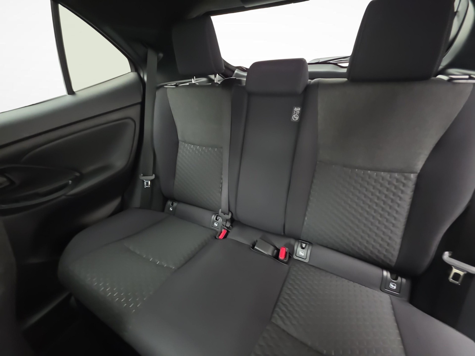 TOYOTA Yaris Cross 1.5 VVT-i HSD Trend AWD-i-image-10