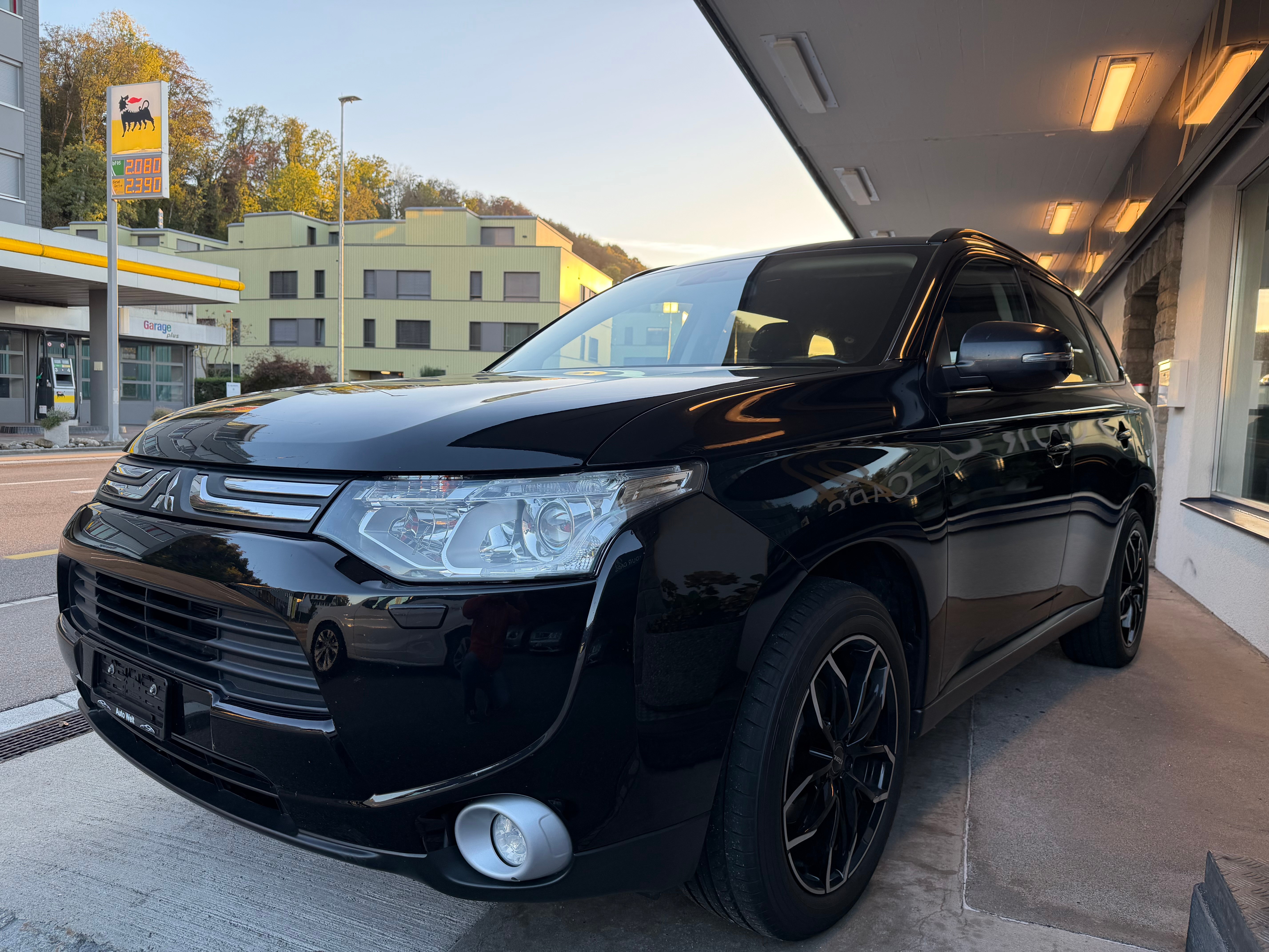 Car photo