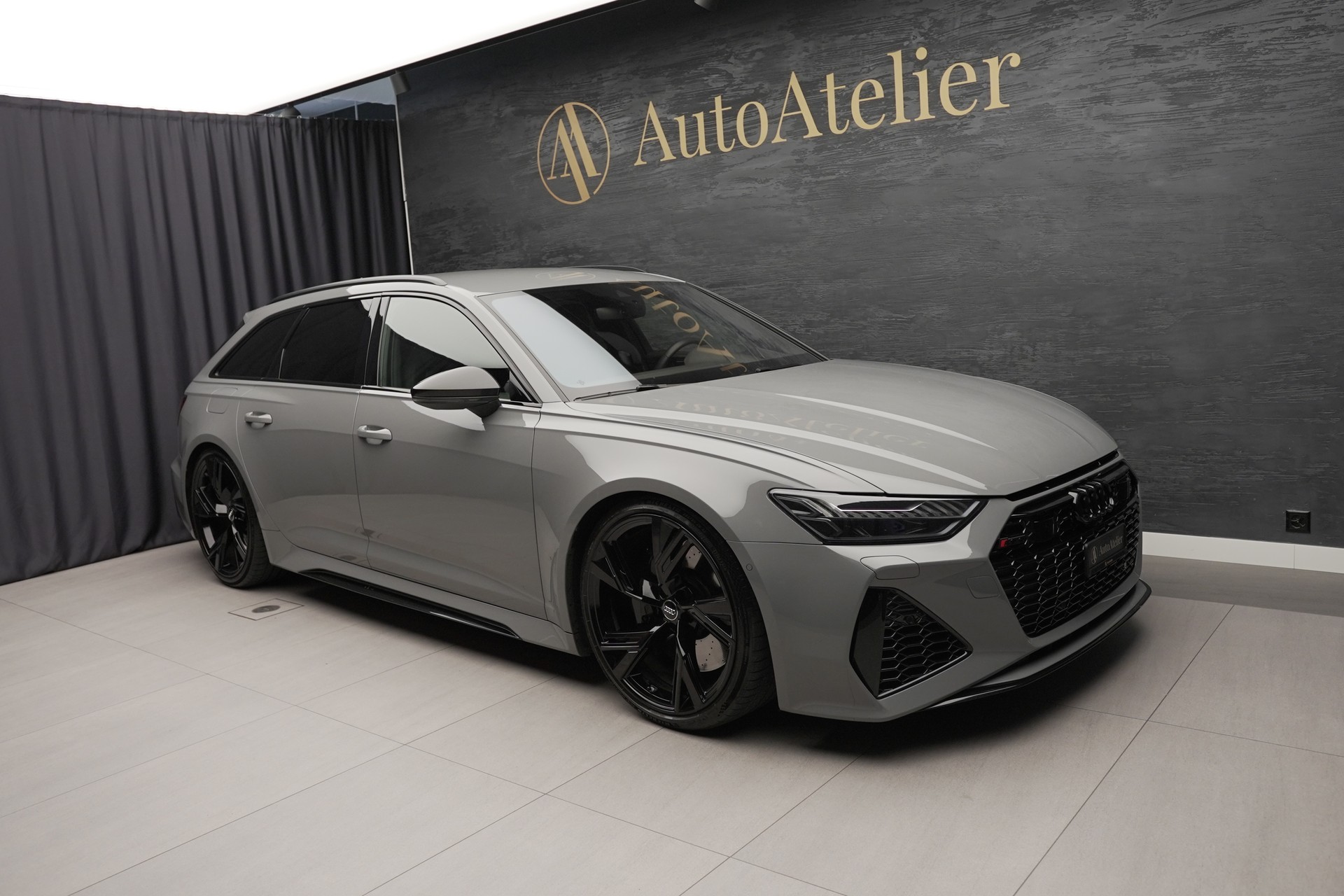 AUDI RS6 Avant 4.0 TFSI V8 quattro-image-3