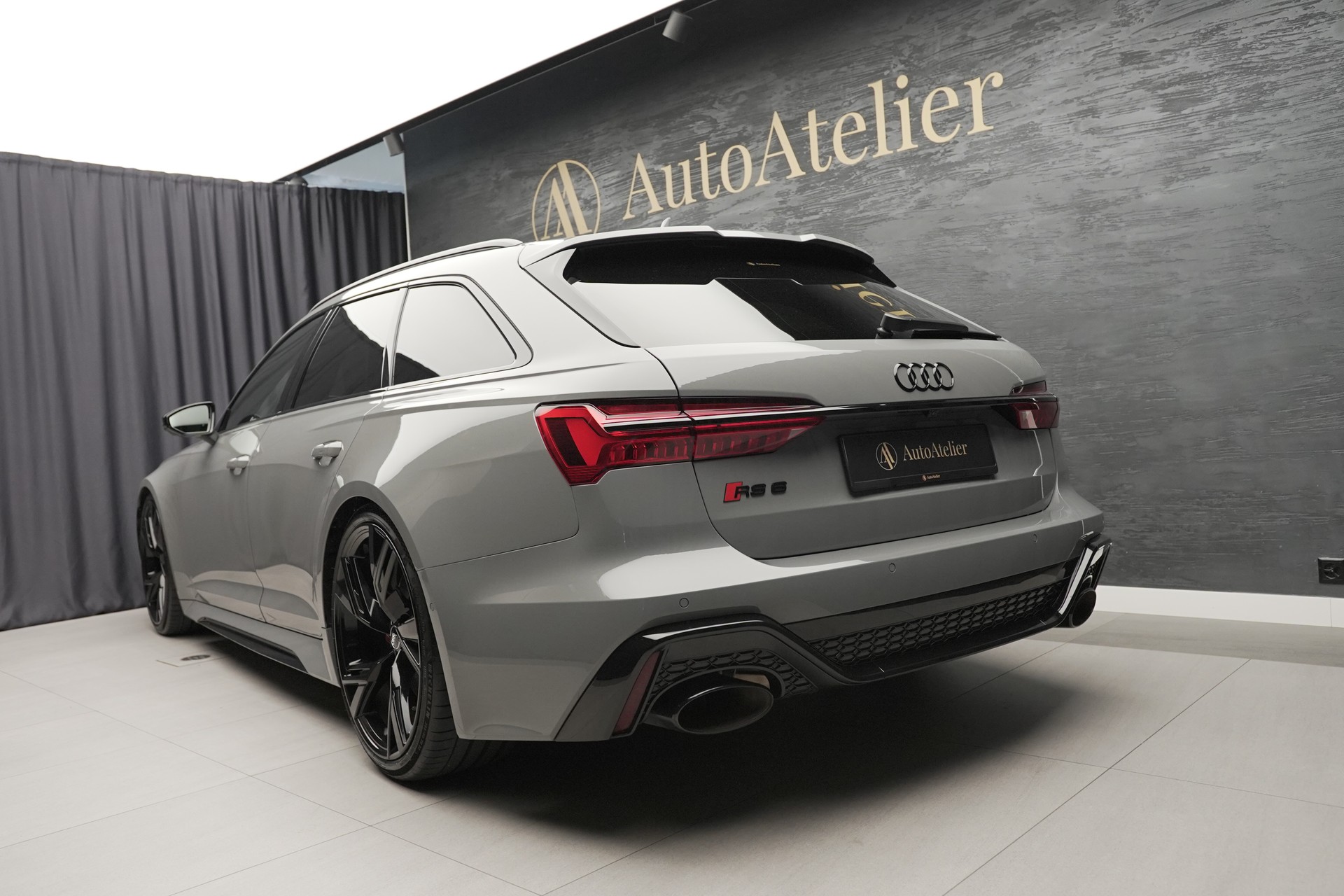 AUDI RS6 Avant 4.0 TFSI V8 quattro-image-8