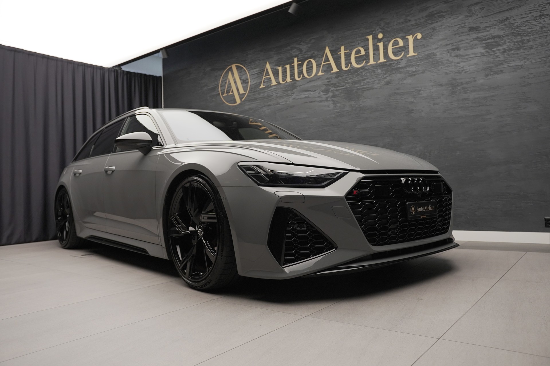 AUDI RS6 Avant 4.0 TFSI V8 quattro-image-1