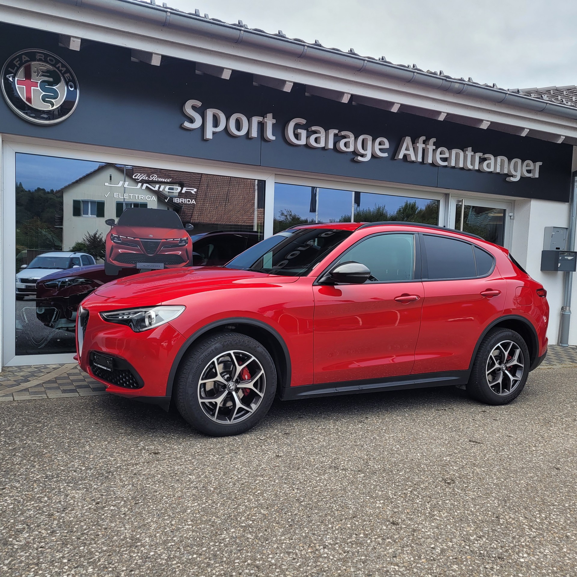 ALFA ROMEO Stelvio 2.0 Sport Q4 Automatic Inkl. Anhängekupplung Anhängelast 2300kg-image-0