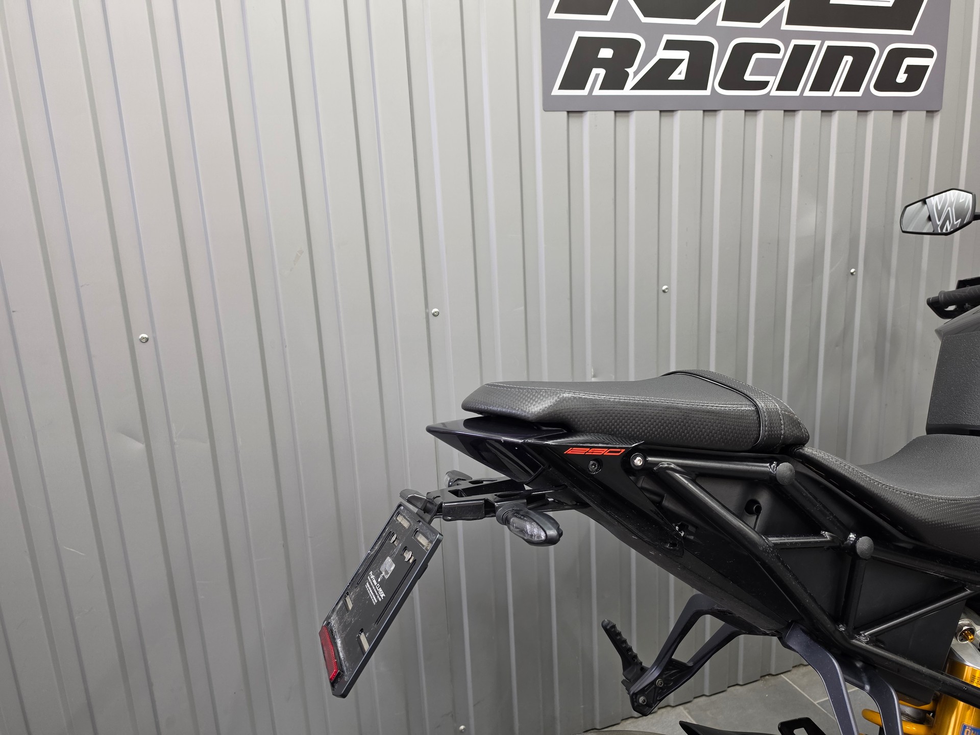 KTM 1290 Super Duke R-image-7