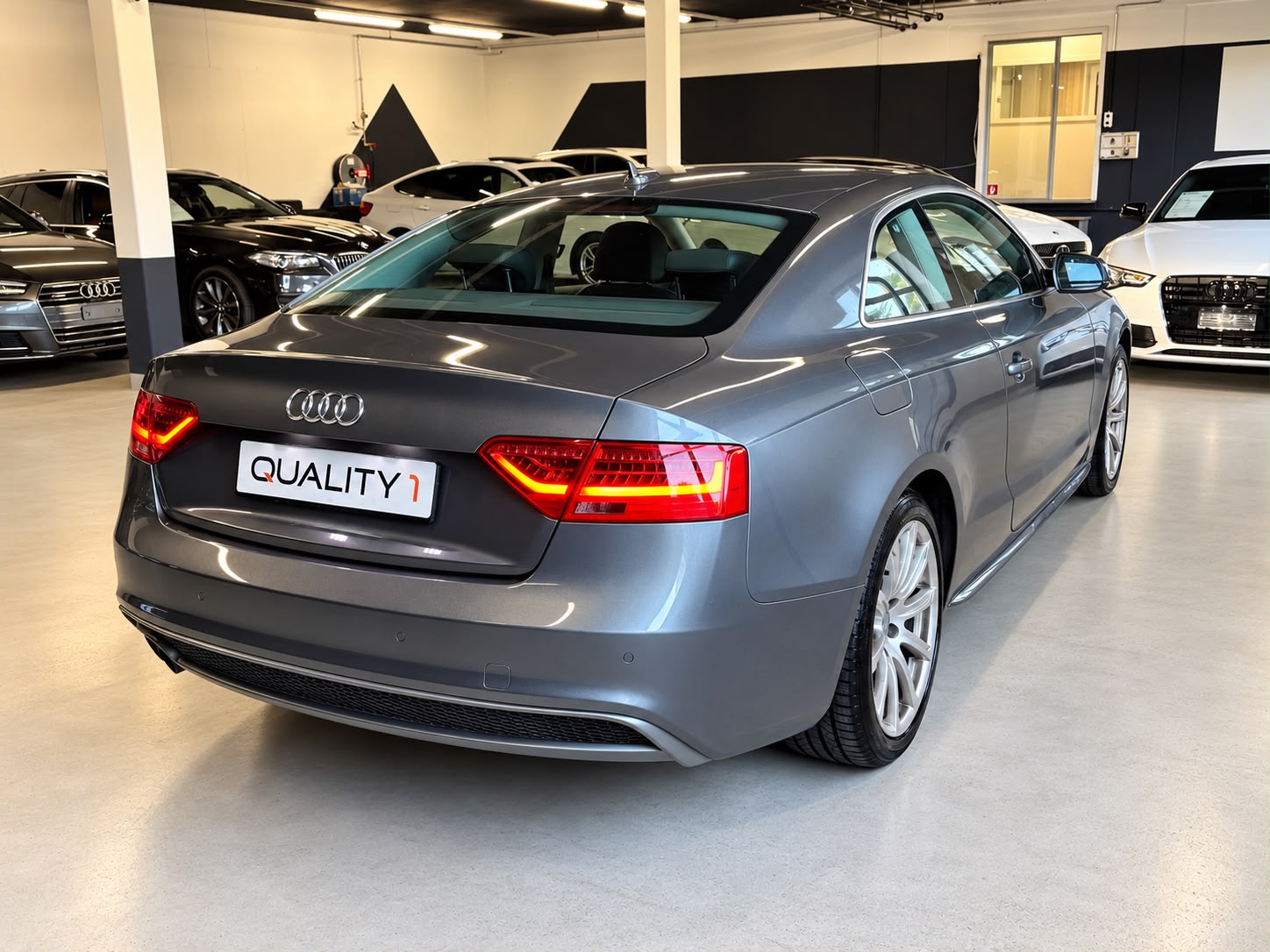 AUDI A5 Coupé 2.0 TFSI quattro S-tronic-image-9