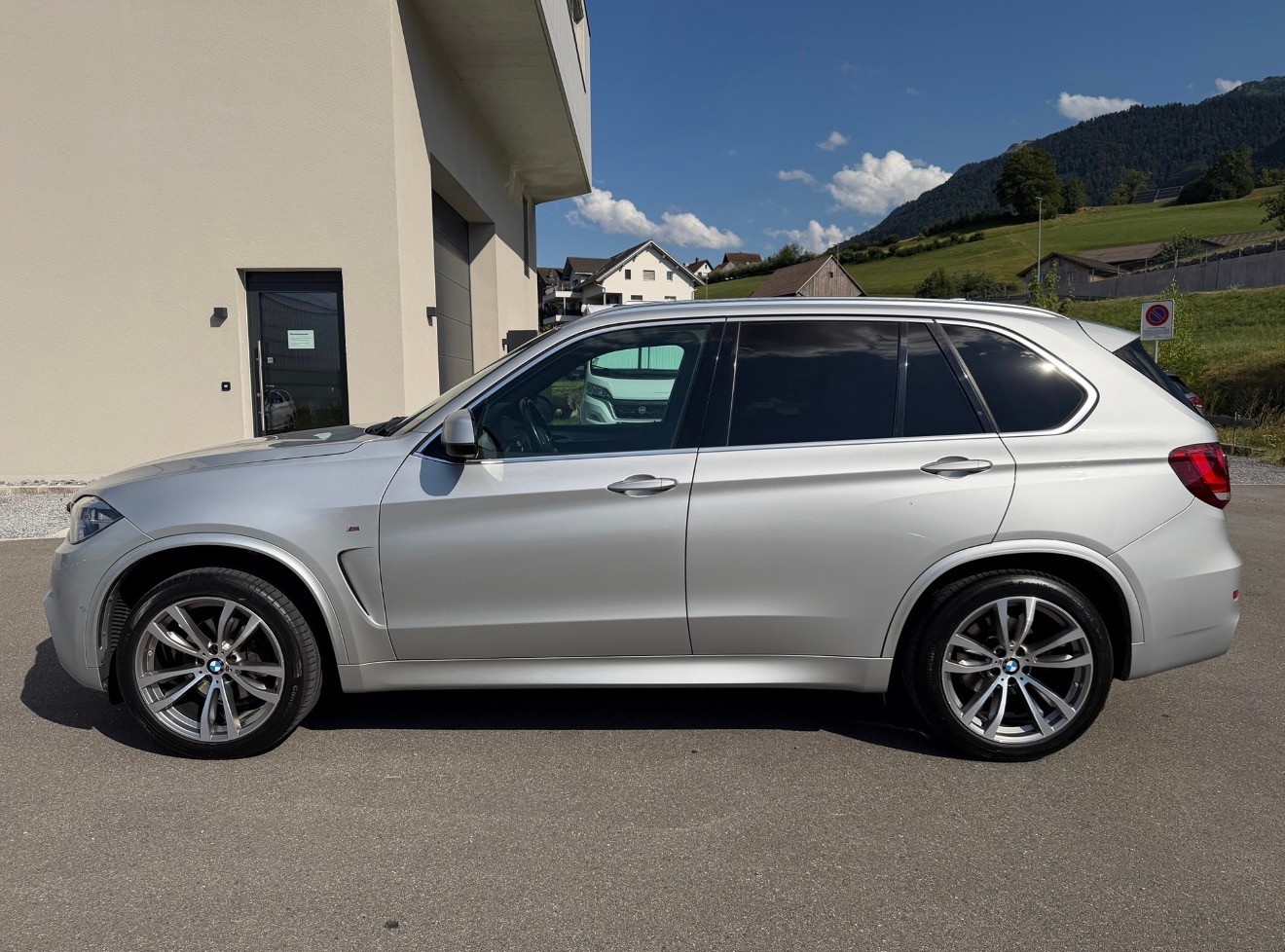 BMW X5 xDrive 30d Pure M Sport Steptronic-image-3