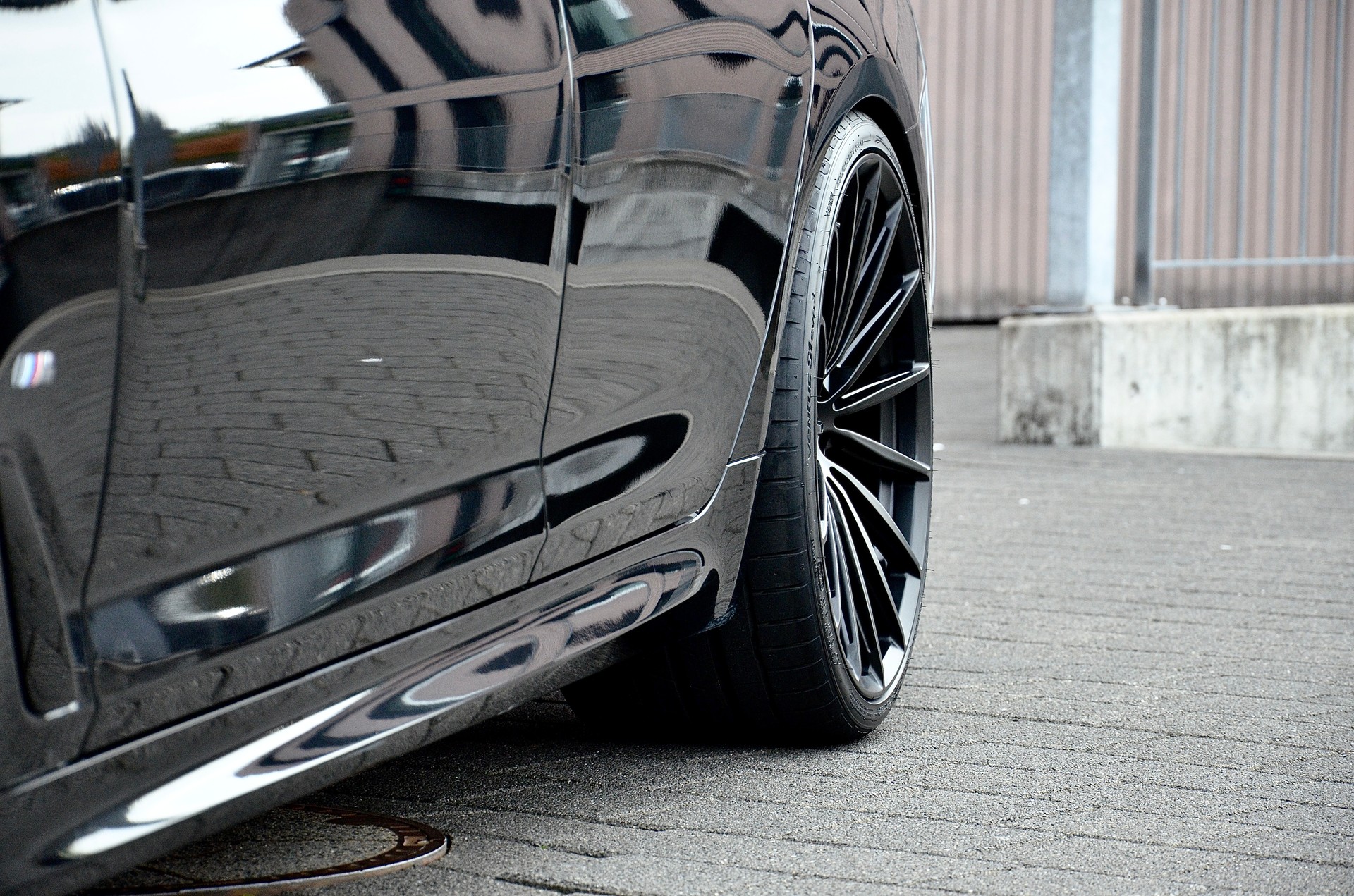 BMW 530d xDrive 48V M Sport Steptronic-image-6