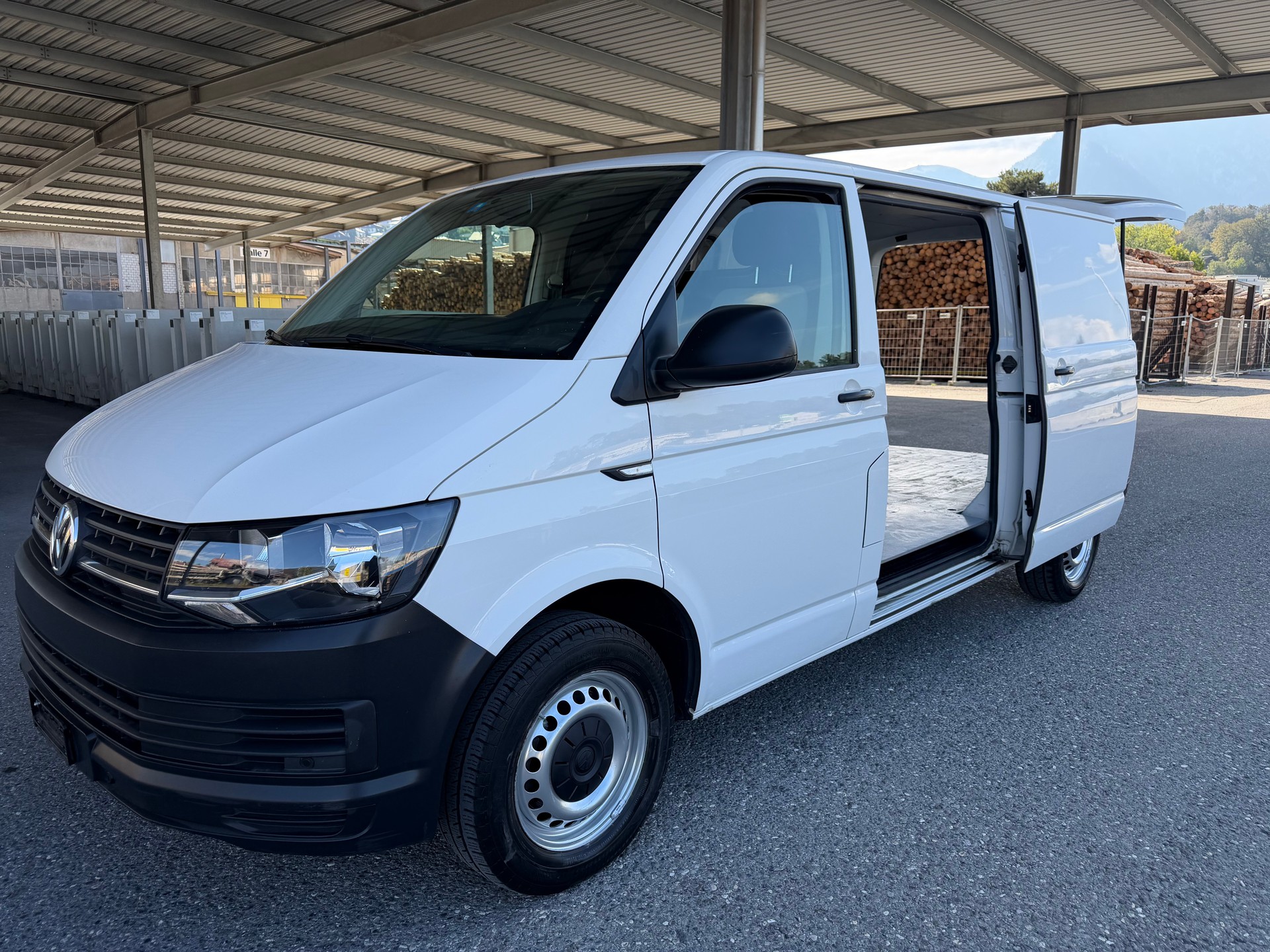 VW T6-image-11