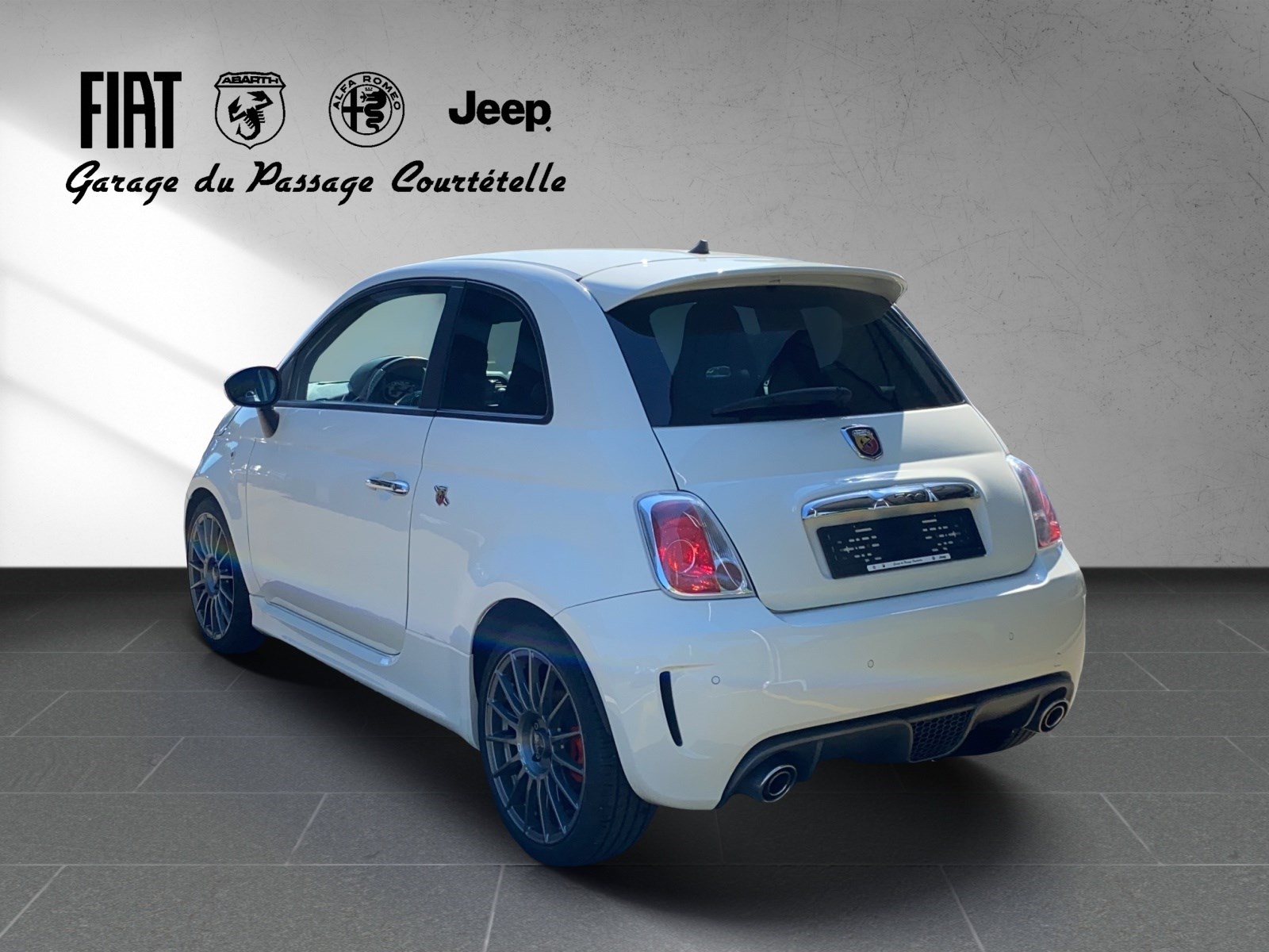 FIAT 595 1.4 16V Turbo Abarth Turismo-image-4