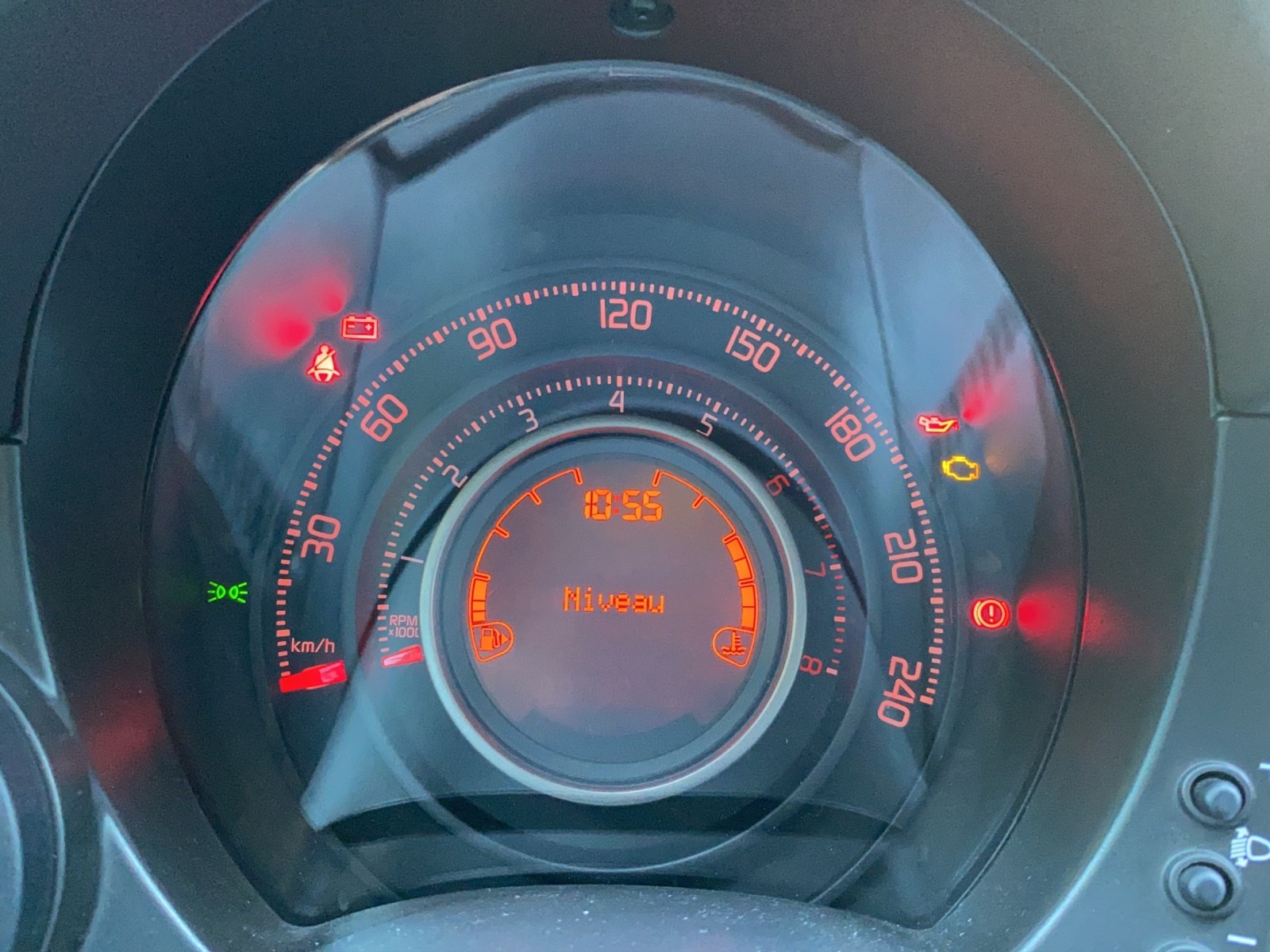 FIAT 595 1.4 16V Turbo Abarth Turismo-image-9