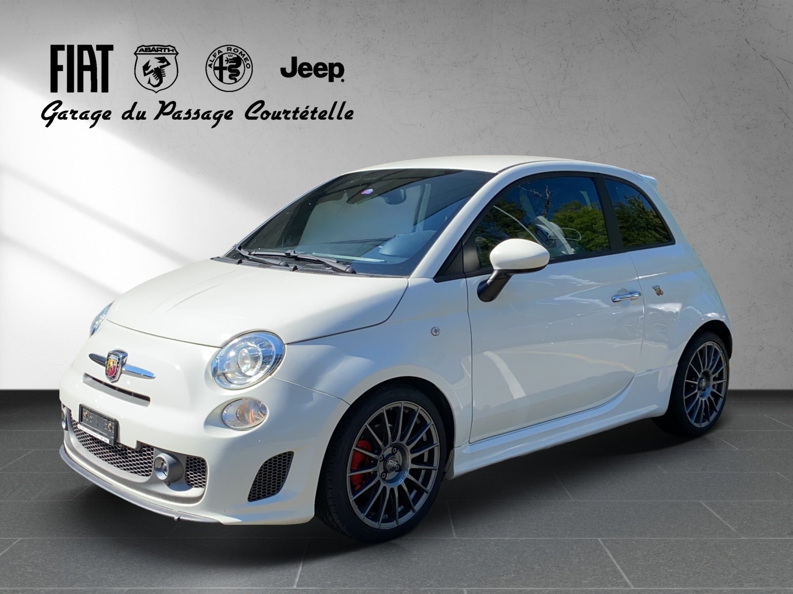 FIAT 595 1.4 16V Turbo Abarth Turismo-image-1