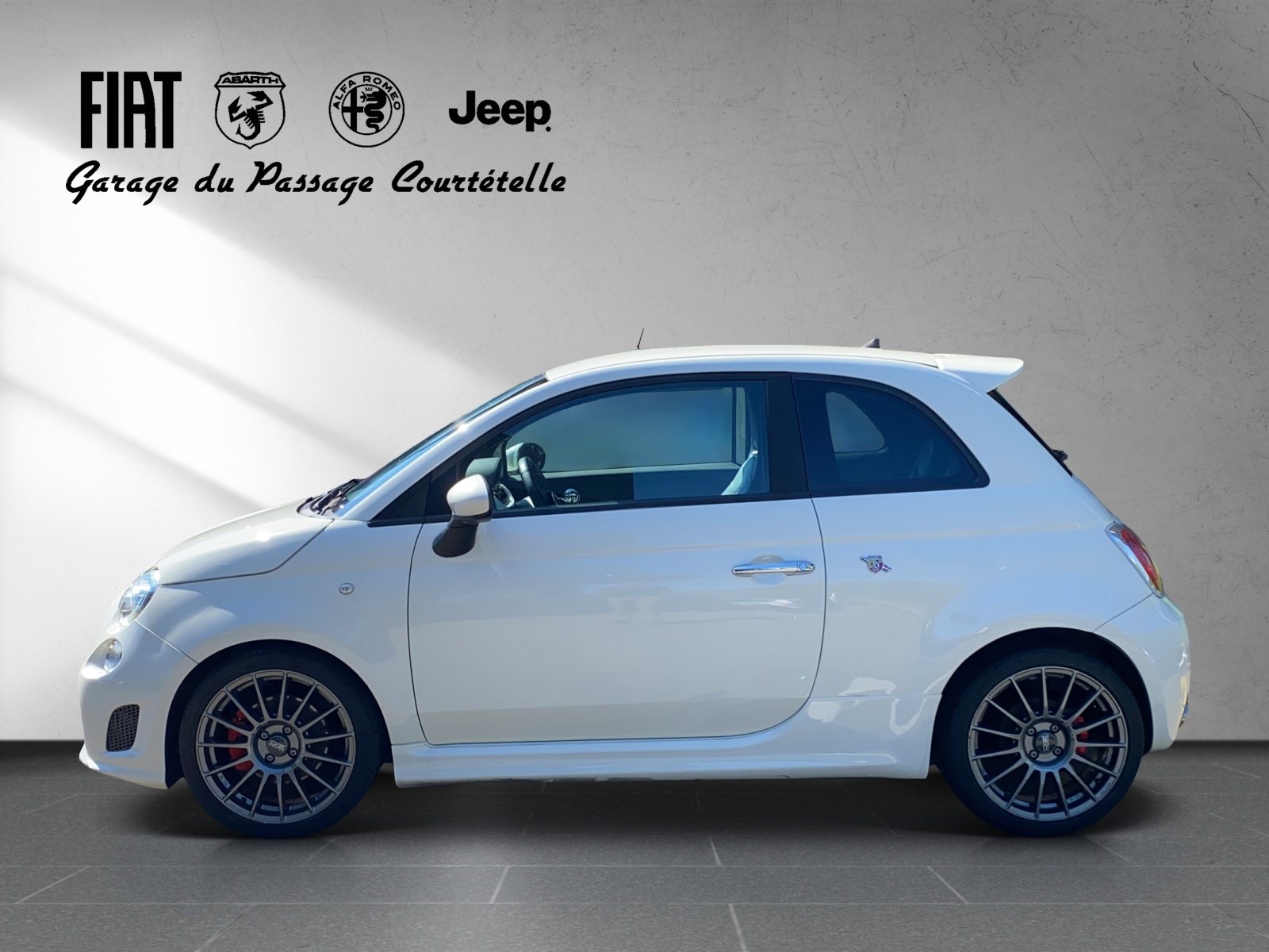 FIAT 595 1.4 16V Turbo Abarth Turismo-image-3