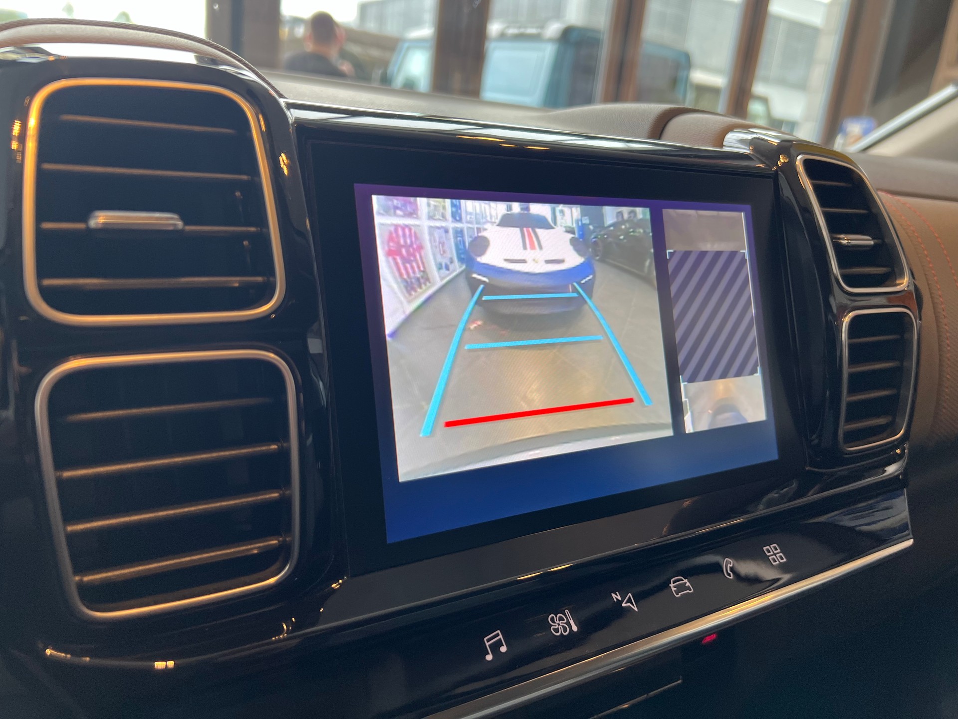 CITROEN C5 Aircross1.6 Shine EAT8-image-16