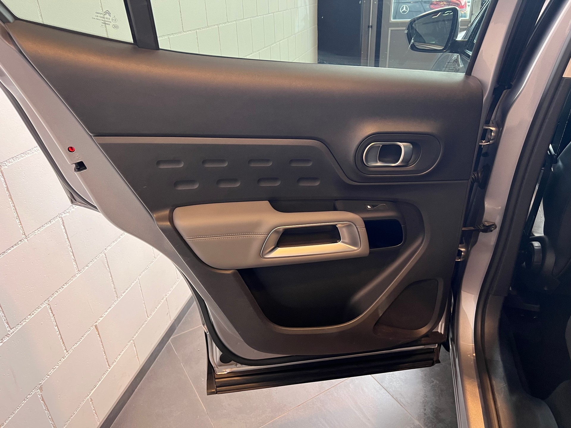 CITROEN C5 Aircross1.6 Shine EAT8-image-19