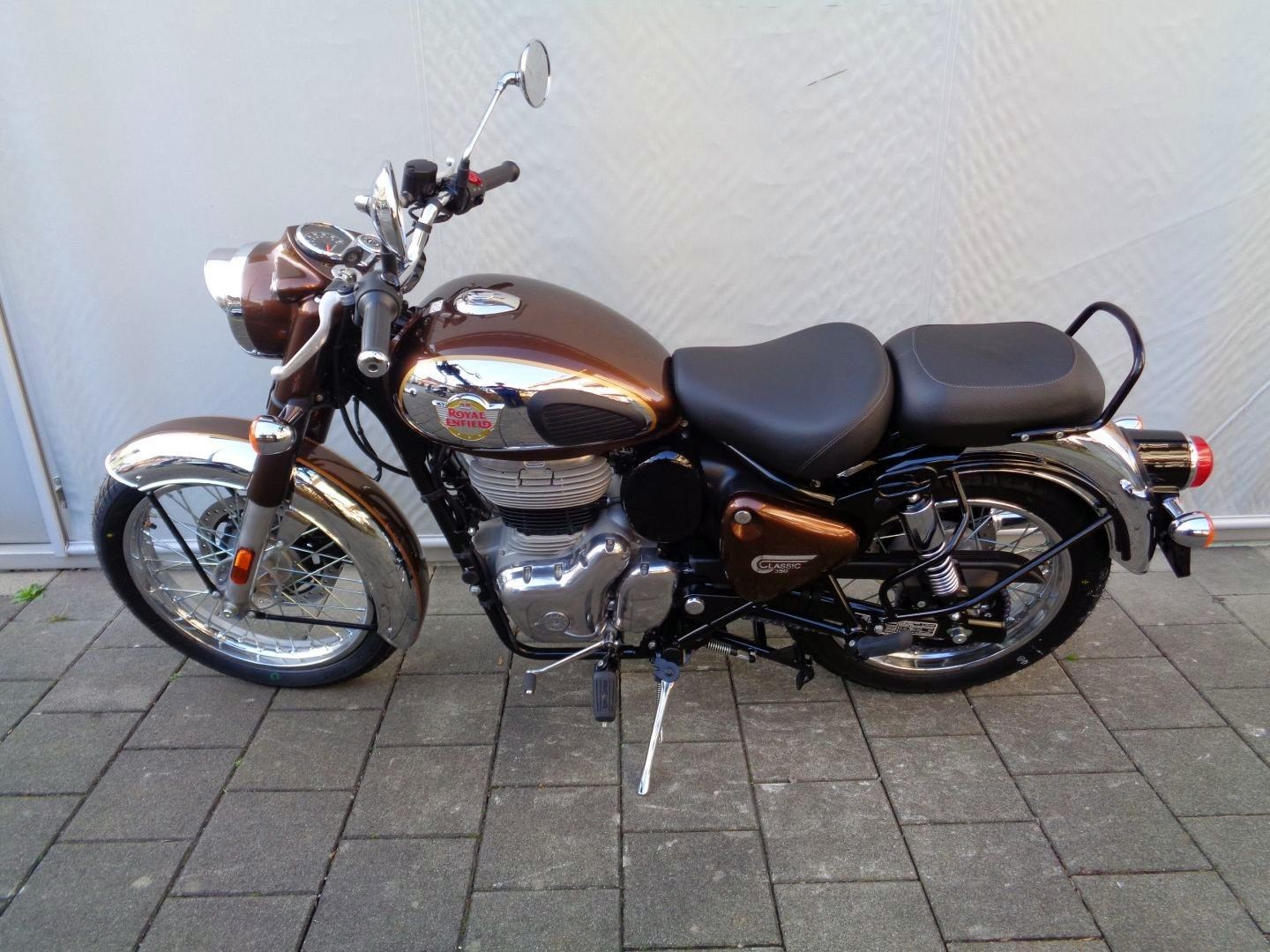ROYAL ENFIELD CLASSIC 350 E5-showroom-element-1